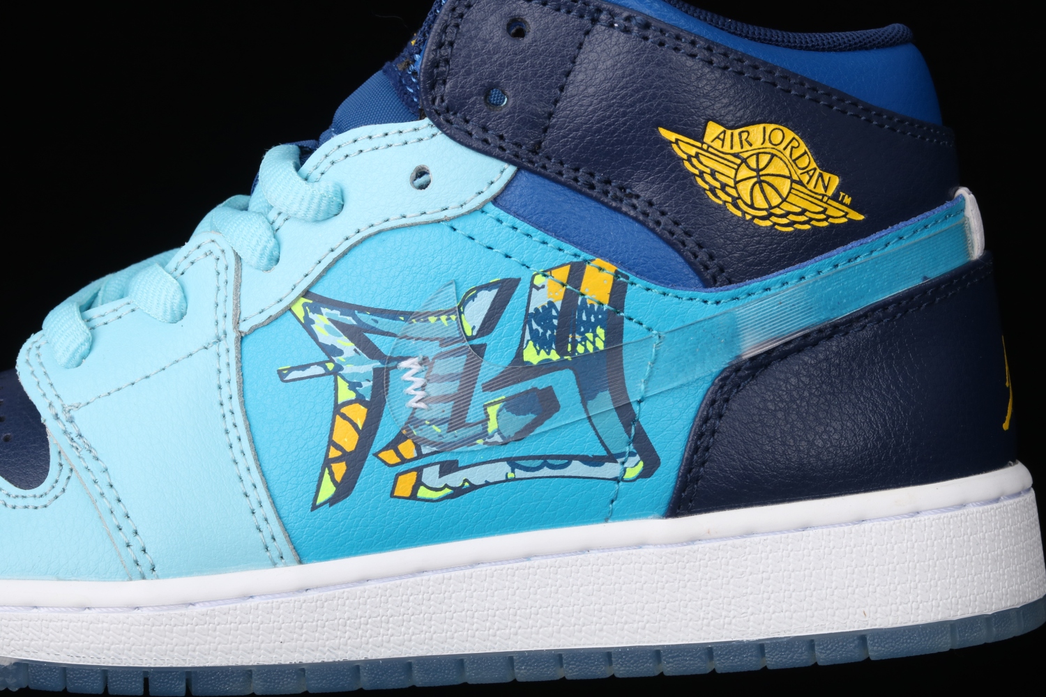 Jordan 1 Mid Fly (GS) BV7446-400