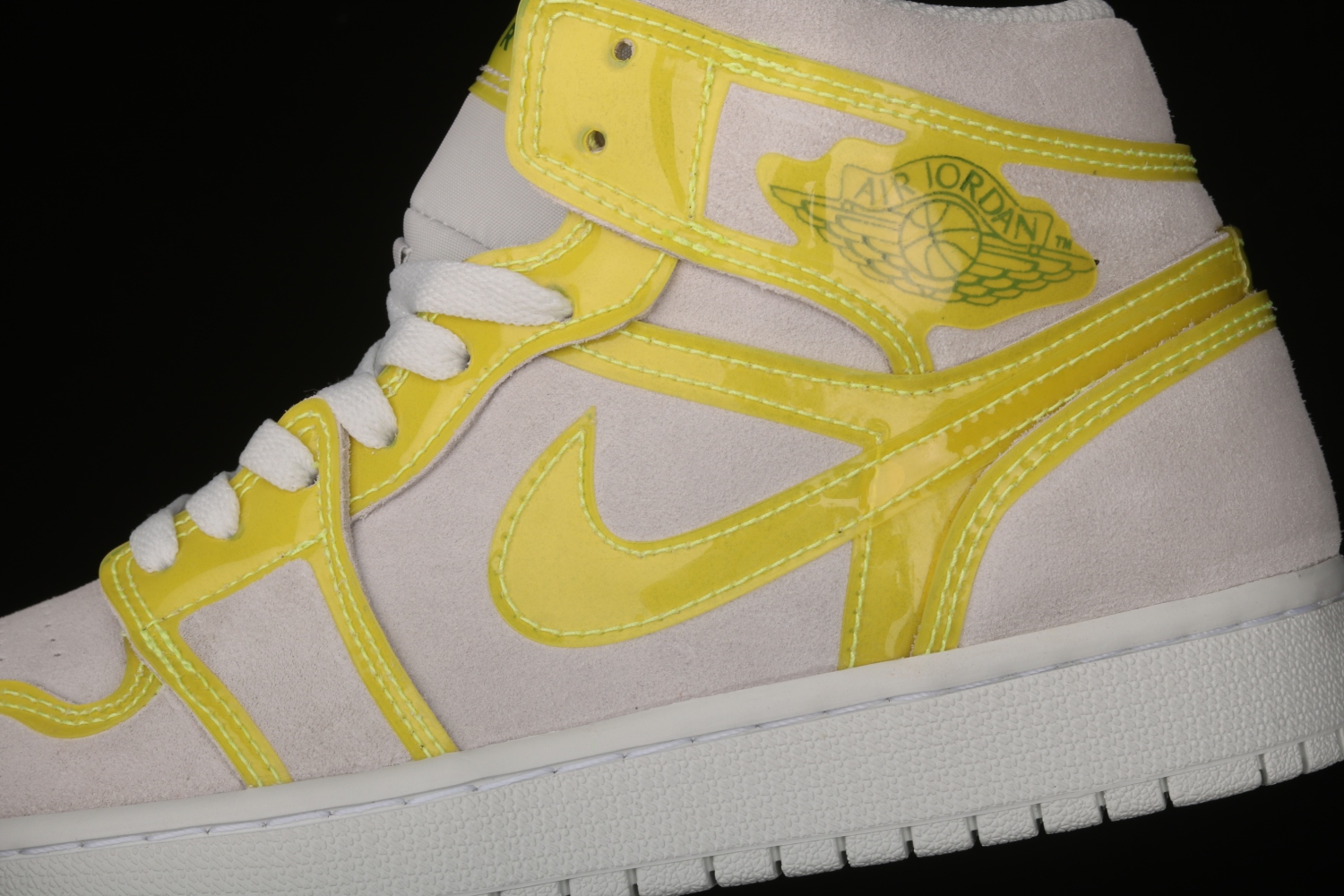 Jordan 1 Mid Opti Yellow (W) DA5552-107