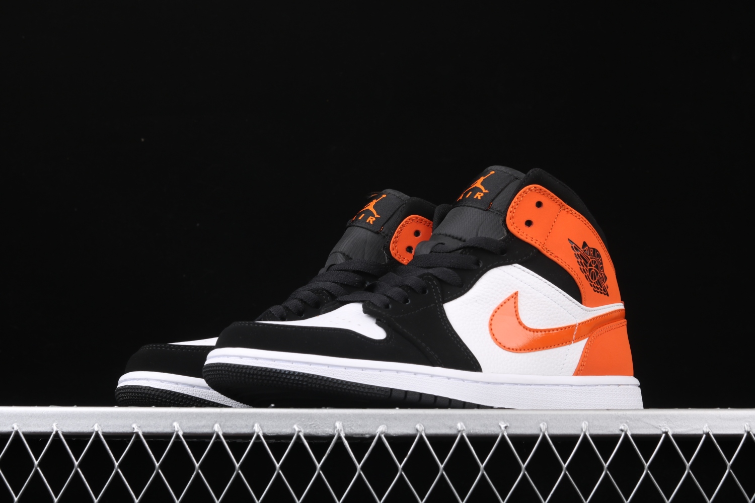 Jordan 1 Mid Shattered Backboard 554724-058