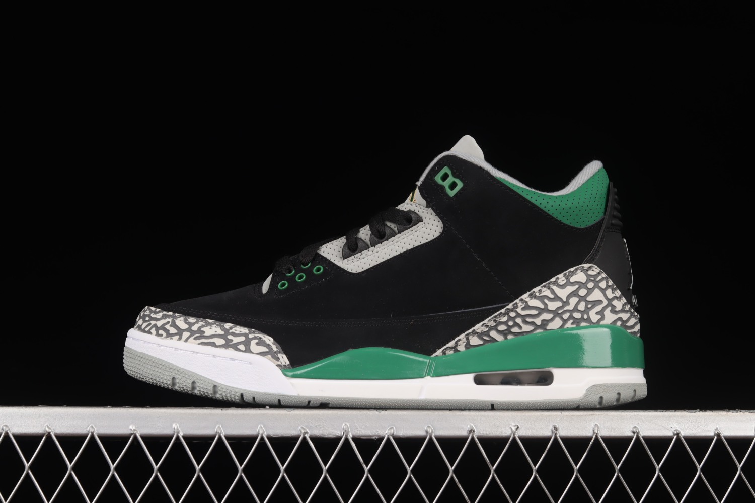 Jordan 3 Retro Pine Green CT8532-030