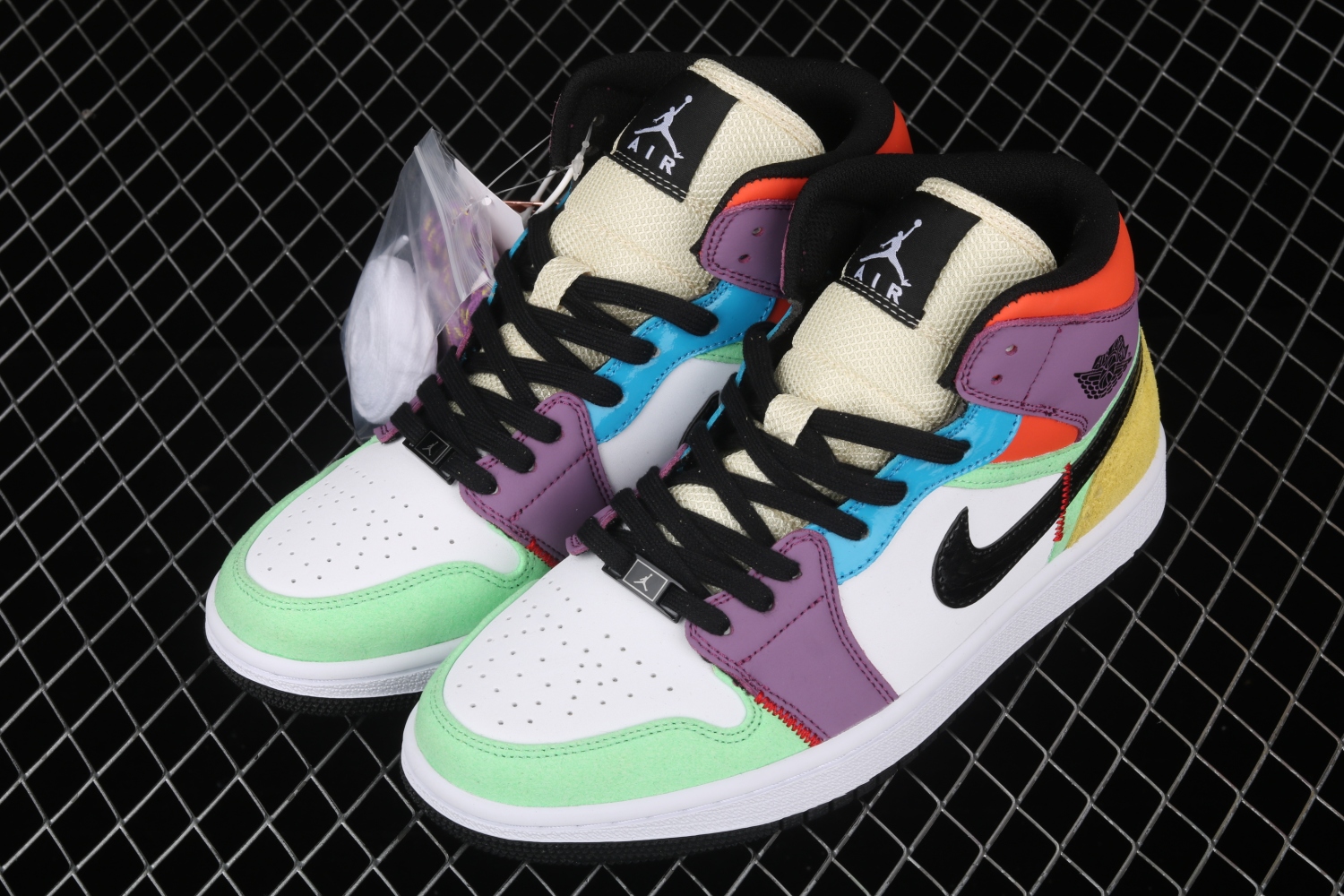 Jordan 1 Mid SE Multi-Color (W) CW1140-100