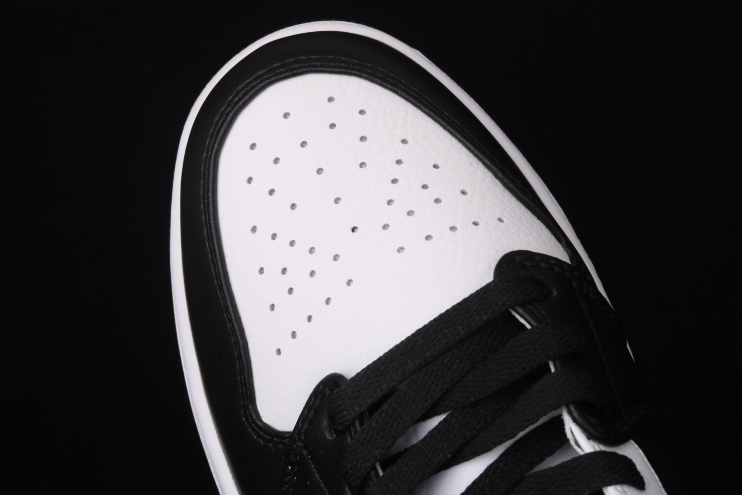 Jordan 1 Mid White Shadow 554724-073