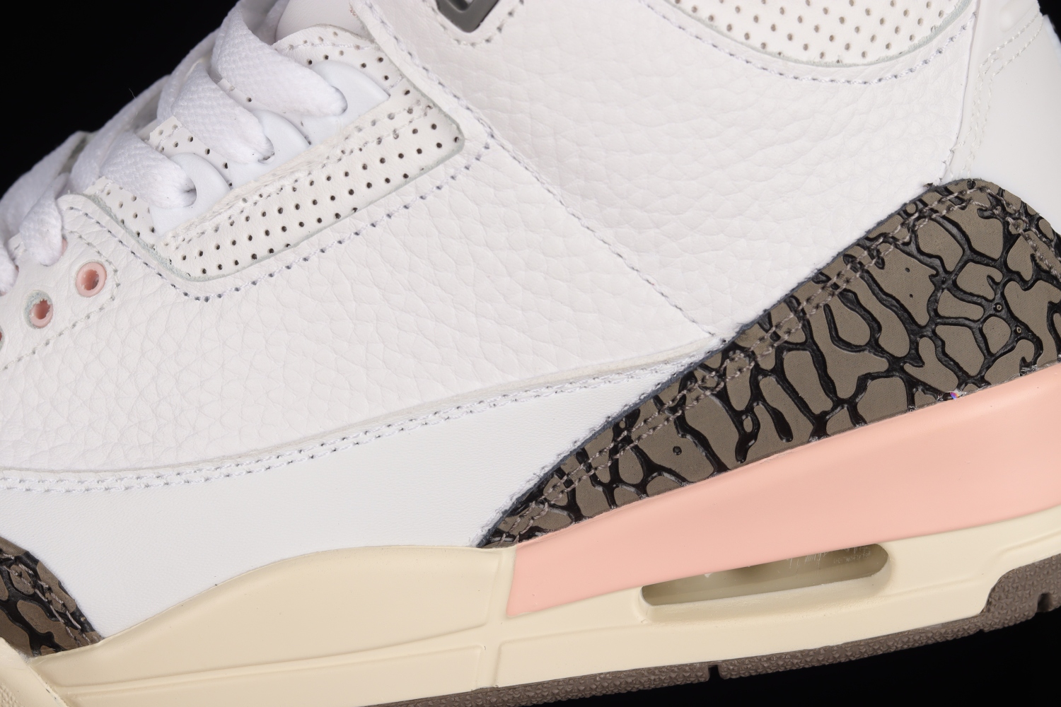 Jordan 3 Retro Neapolitan Dark Mocha (W) CK9246-102