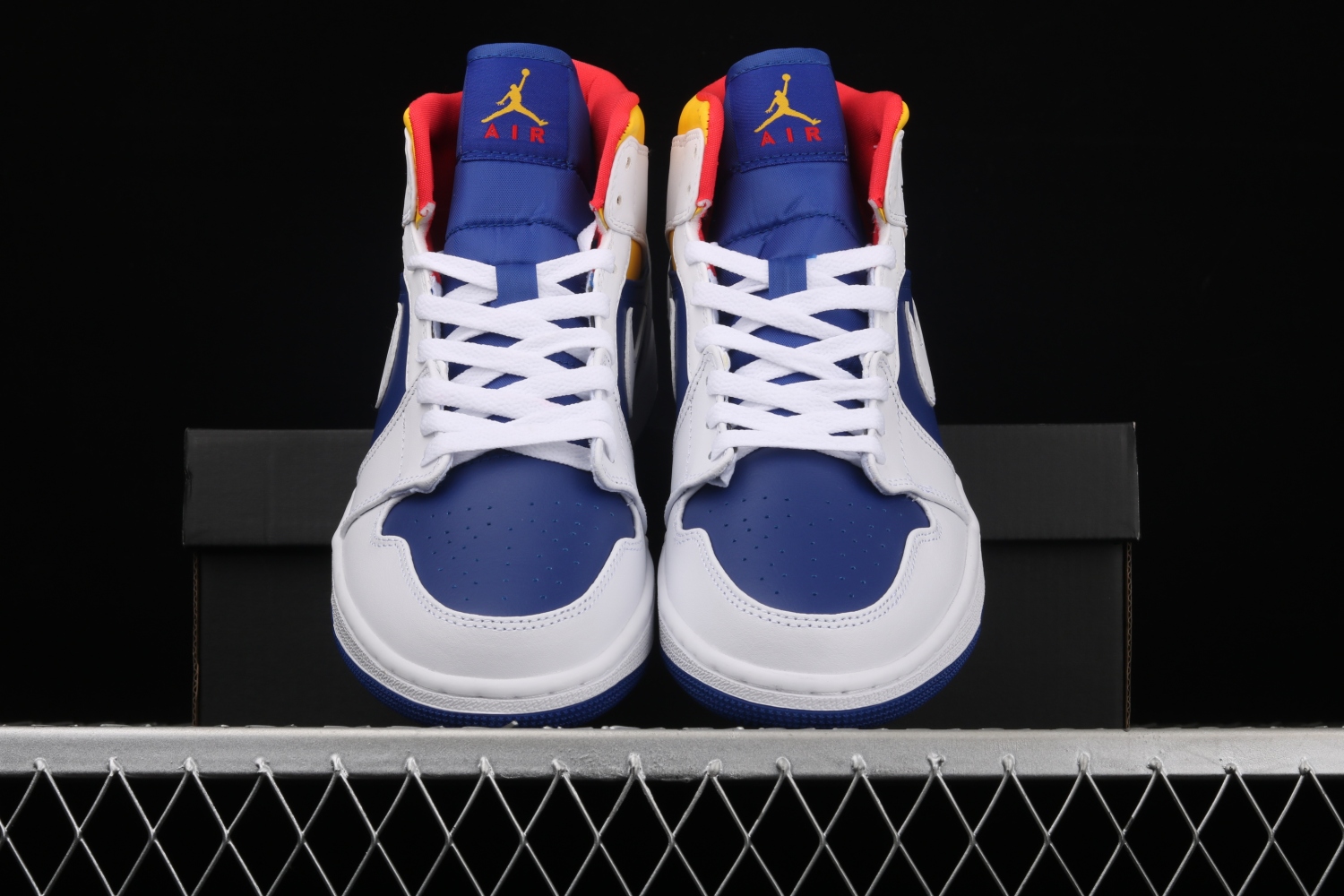 Jordan 1 Mid Royal Blue Laser Orange 554724-131