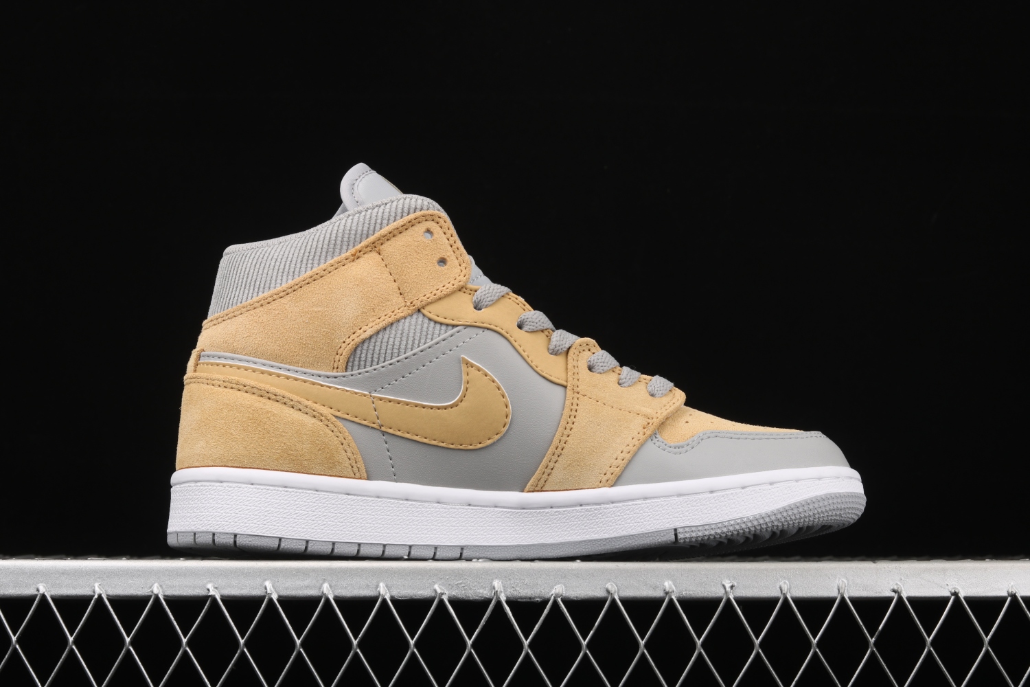 Jordan 1 Mid Mixed Textures Yellow DA4666-001