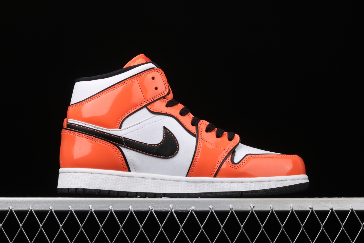 Jordan 1 Mid SE Turf Orange DD6834-802