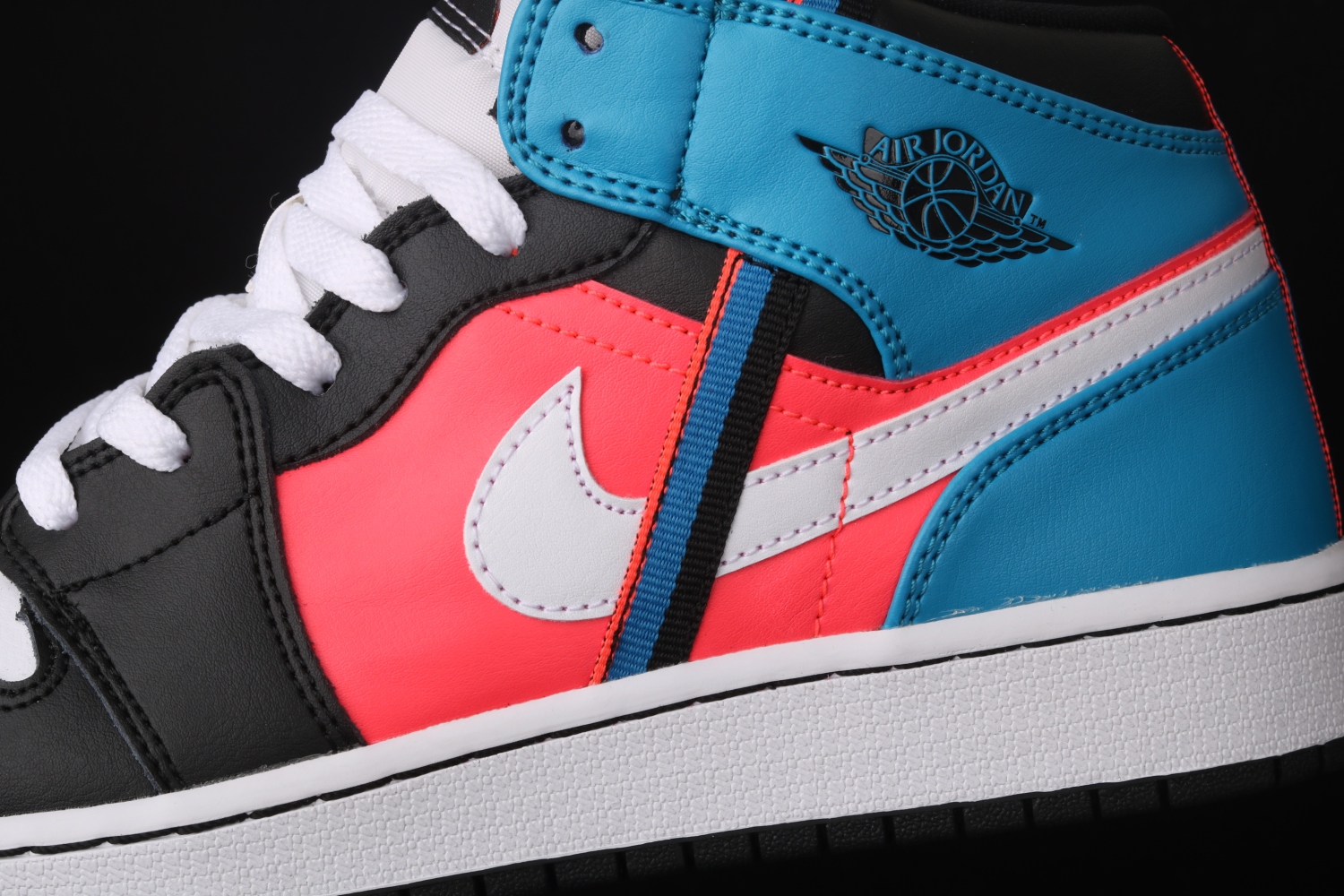 Jordan 1 Mid Tri Color Ribbons (GS) CV4891-001