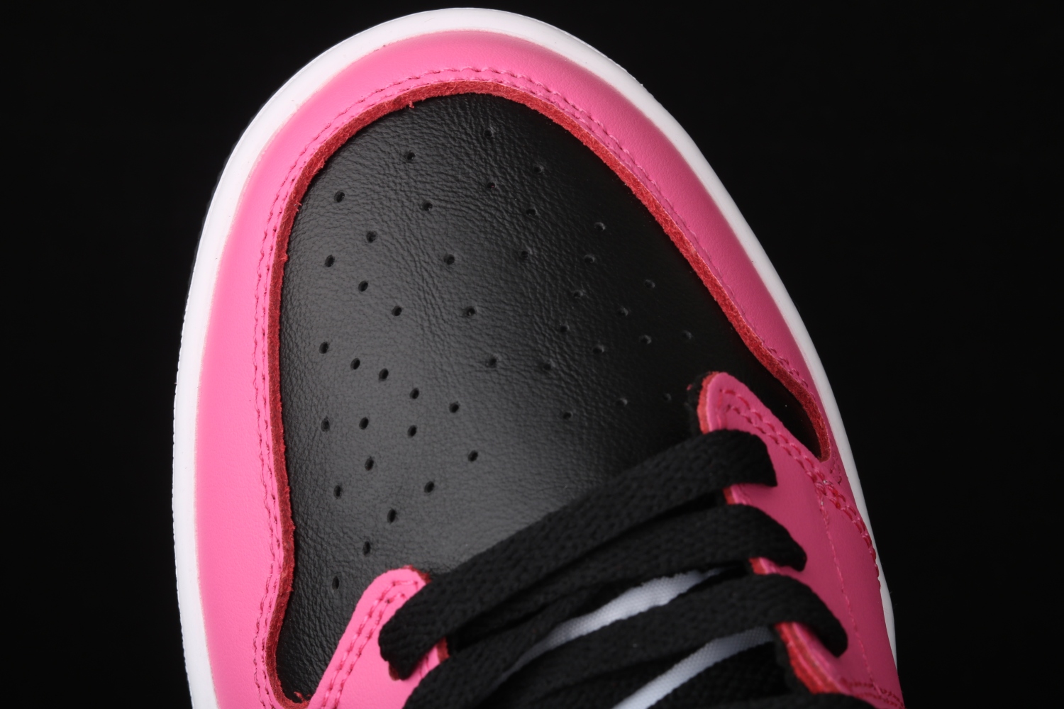 Jordan 1 Mid Pinksicle (GS) 555112-002