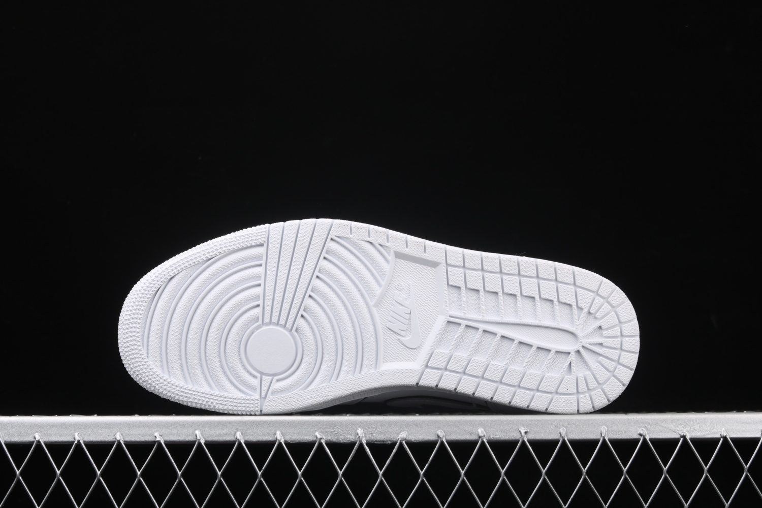 Jordan 1 Mid Iridescent Reflective White (W) CK6587-100