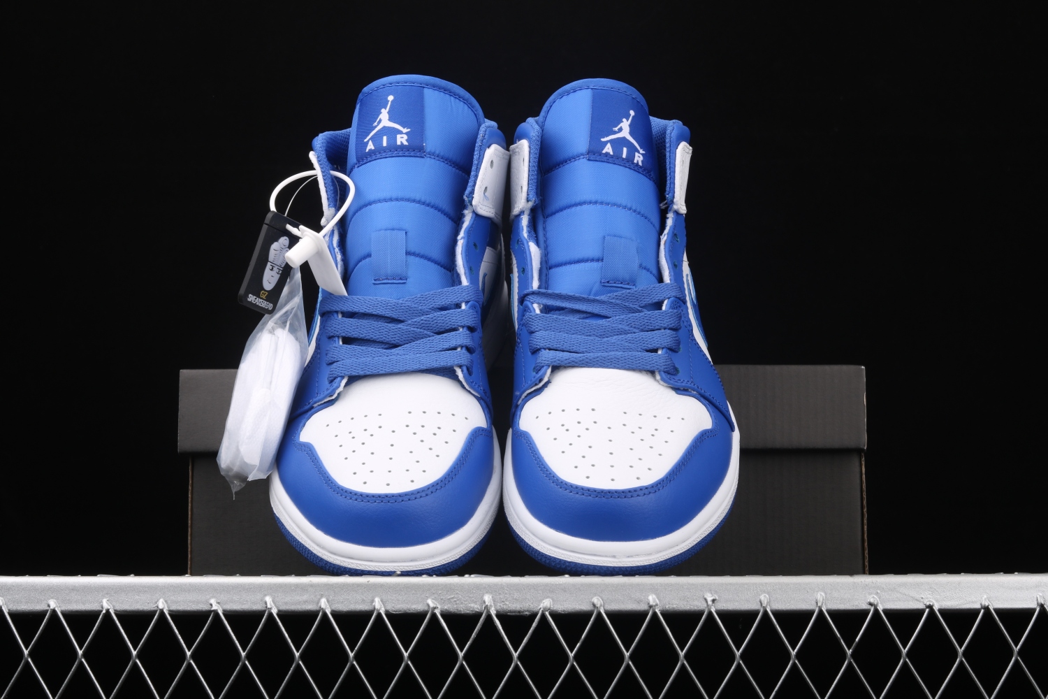 Jordan 1 Mid Hyper Royal 554724-114