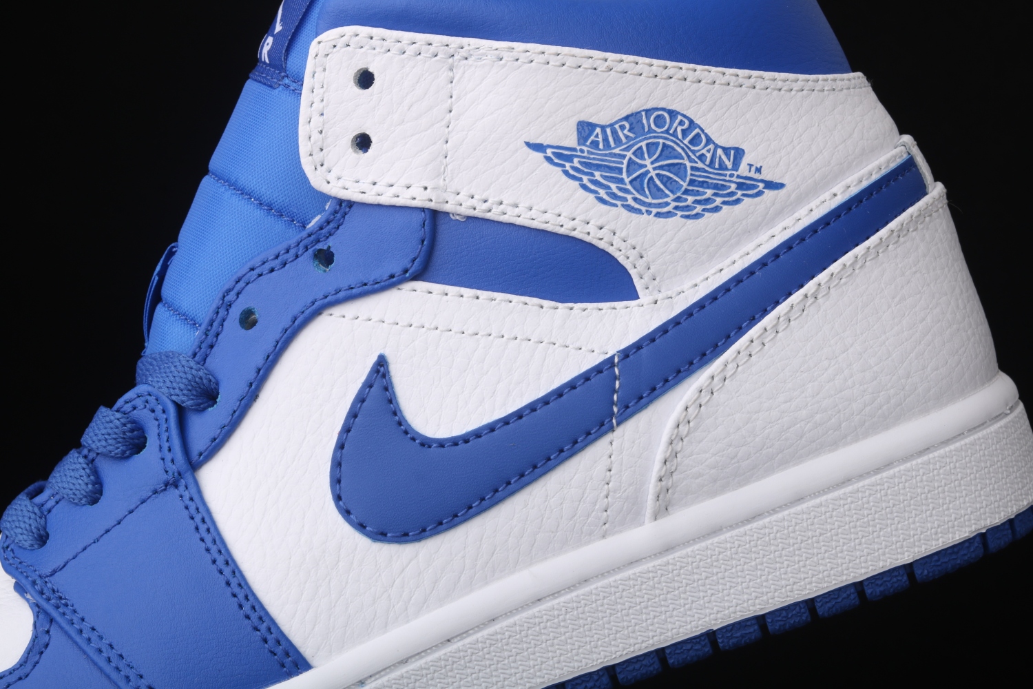 Jordan 1 Mid Hyper Royal 554724-114