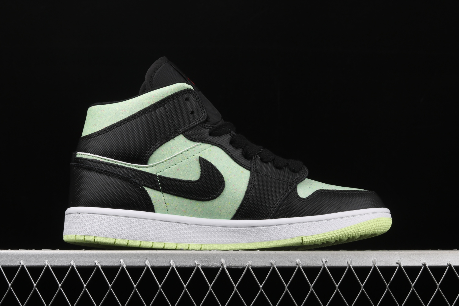 Jordan 1 Mid Nike Grind (W) CV5276-003