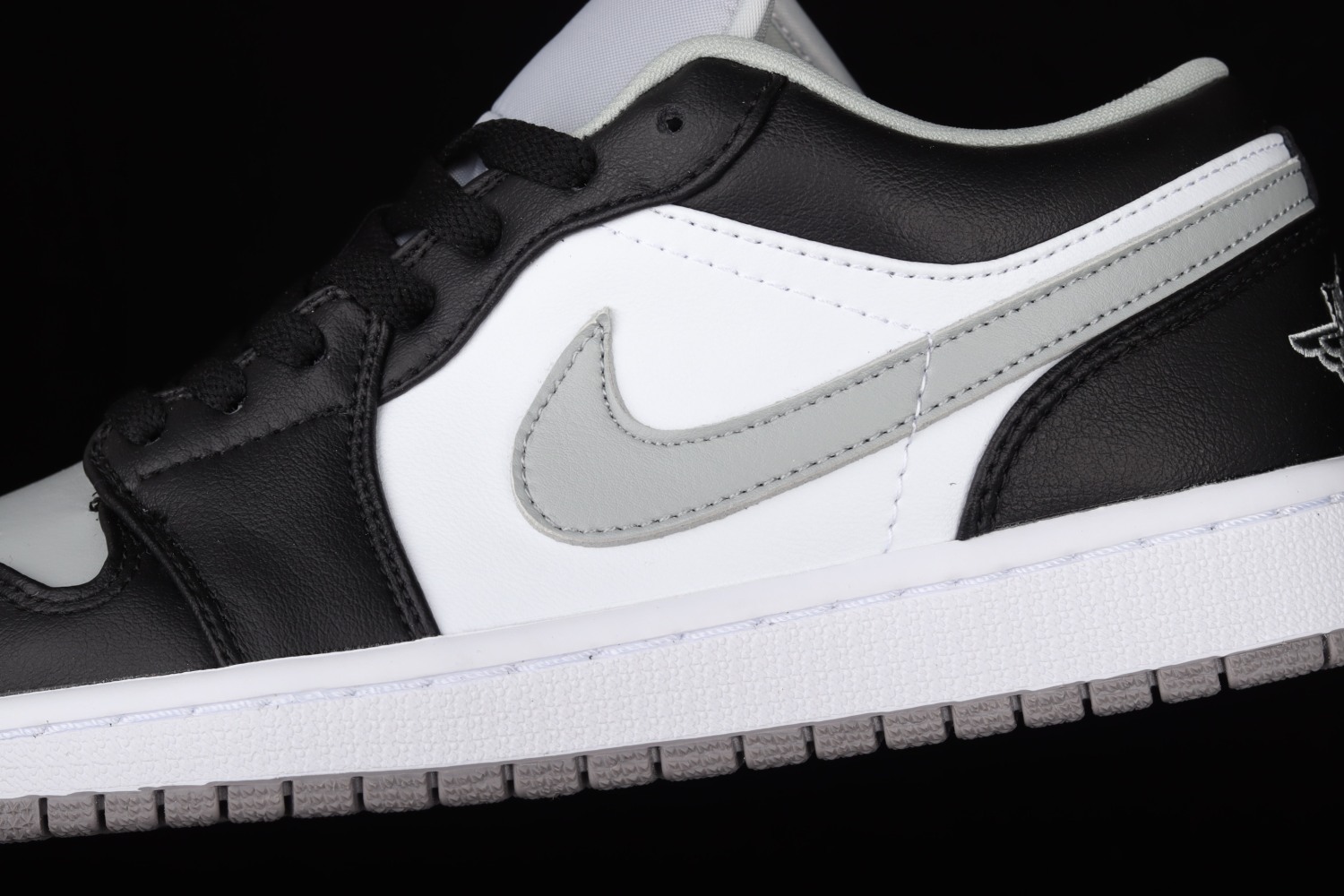 Jordan 1 Low Shadow 553558-039