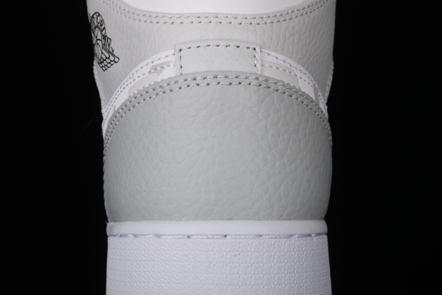 Jordan 1 Mid Grey Camo (GS) DD3235-100