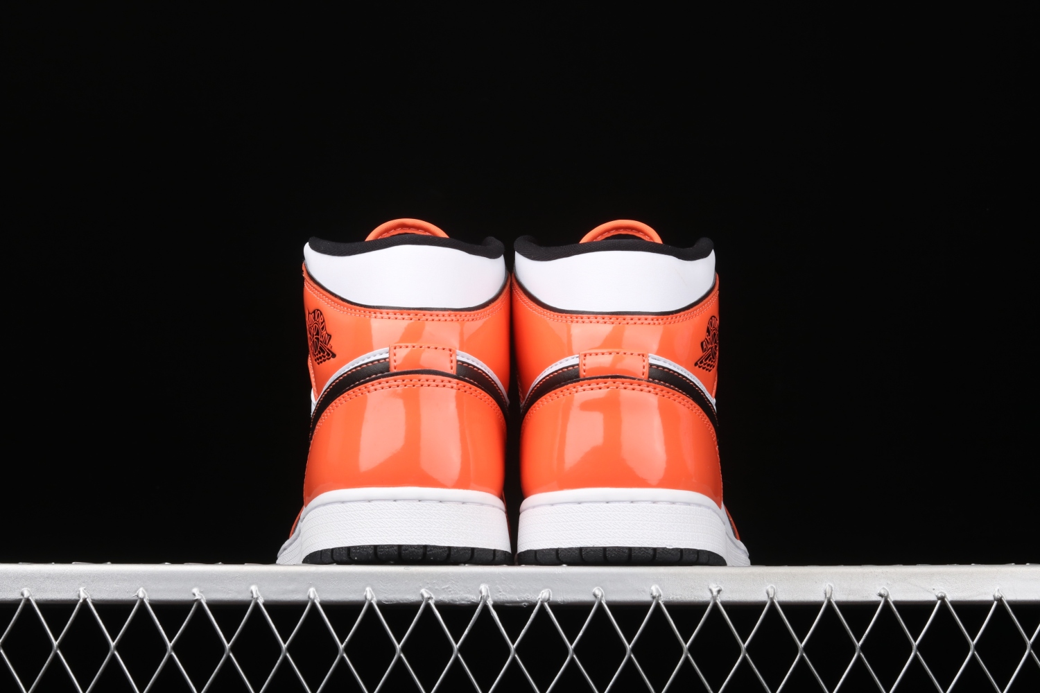 Jordan 1 Mid SE Turf Orange DD6834-802