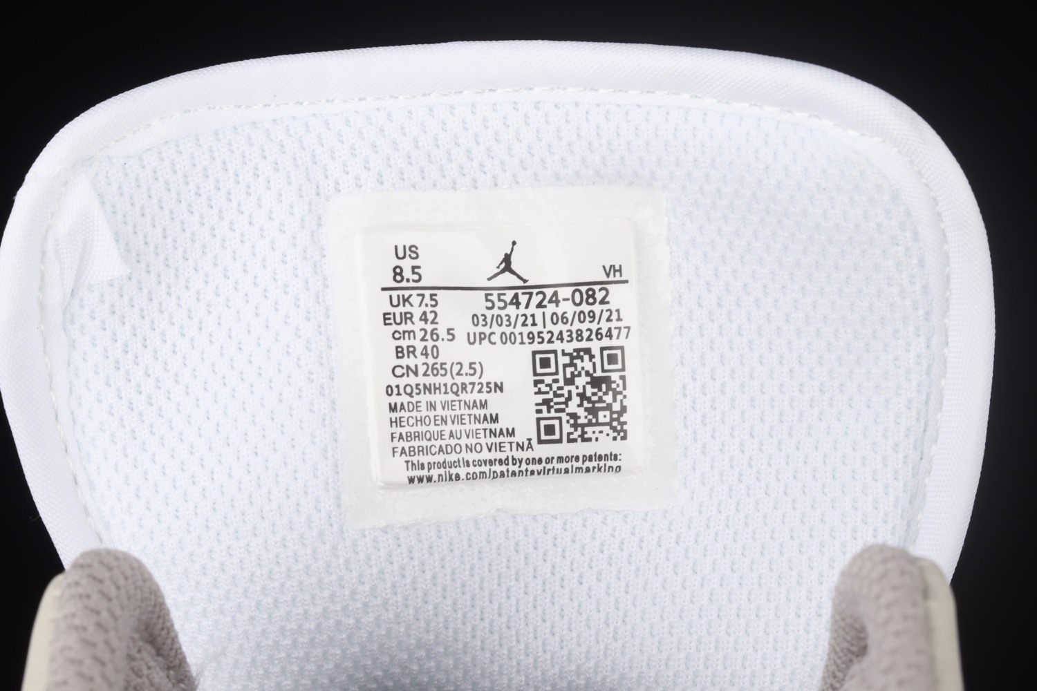Jordan 1 Mid Linen 554724-082