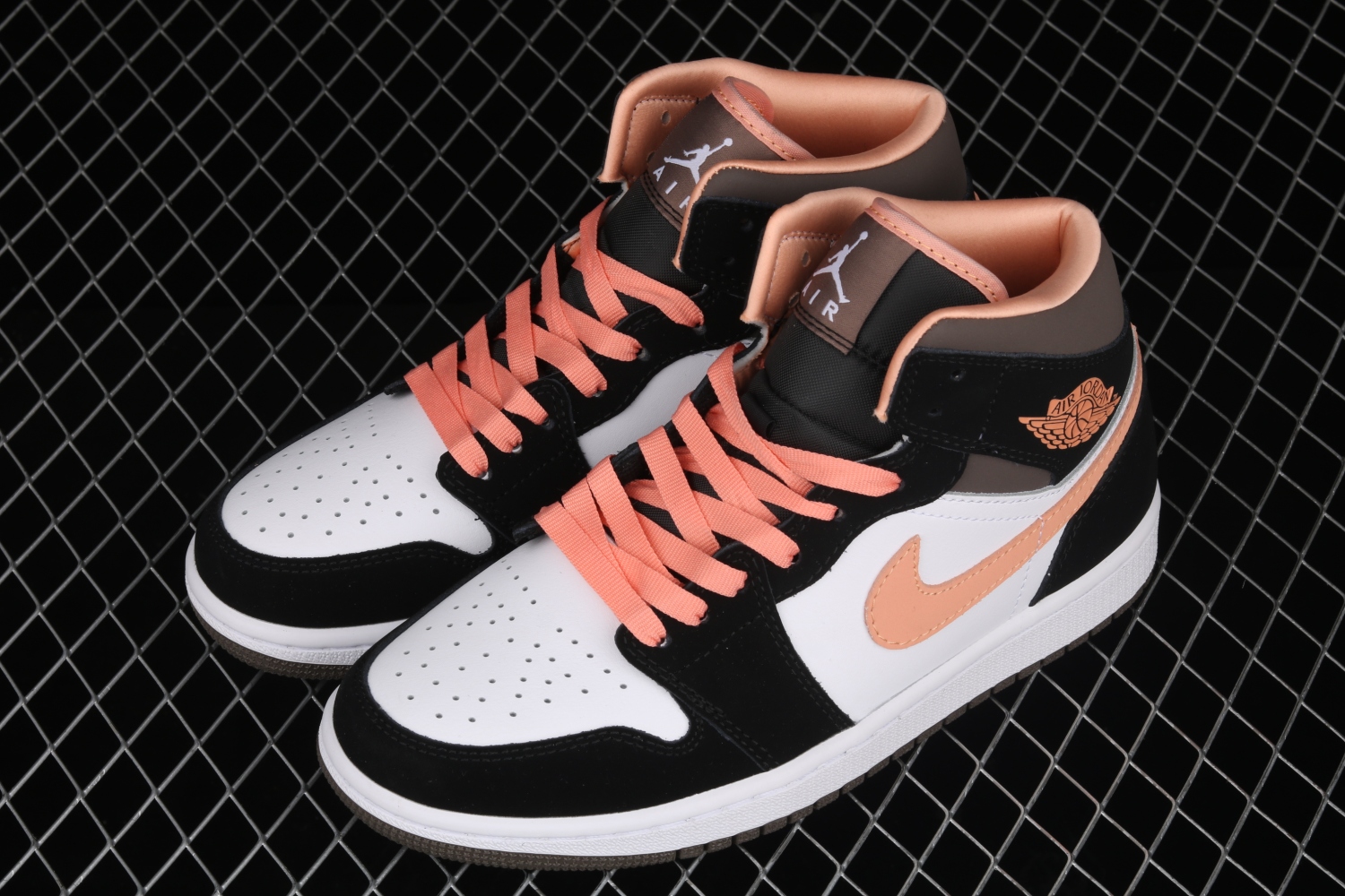 Jordan 1 Mid Peach Mocha (W) DH0210-100