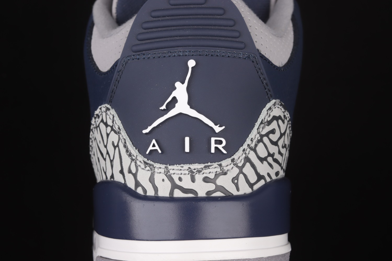 Jordan 3 Retro Georgetown (2021) CT8532-401
