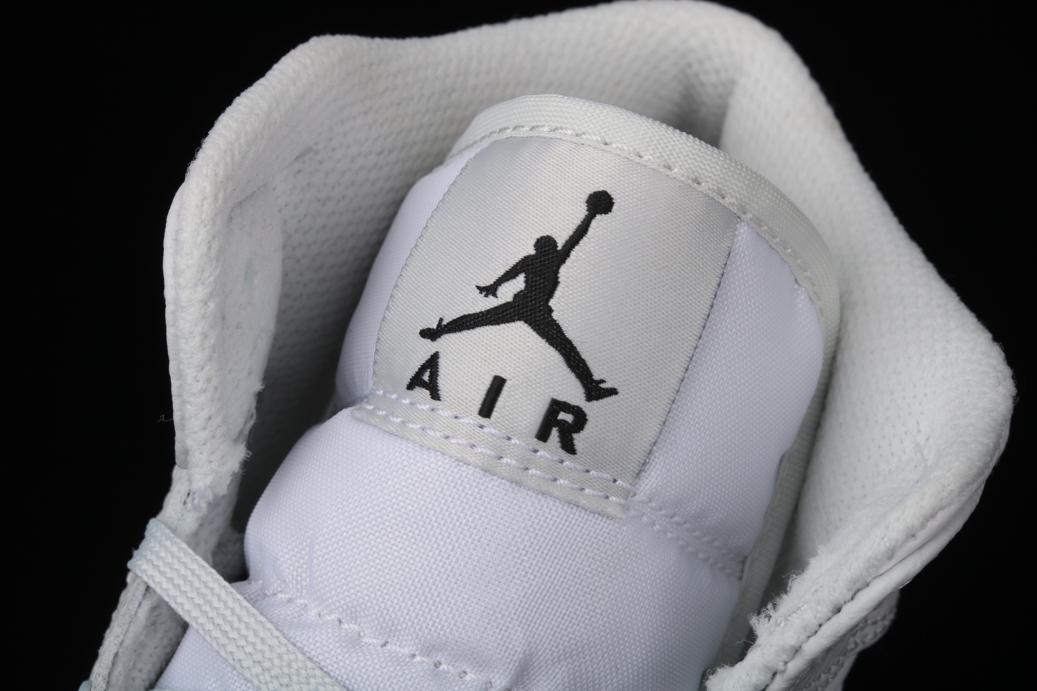 Jordan 1 Mid Grey Camo (GS) DD3235-100