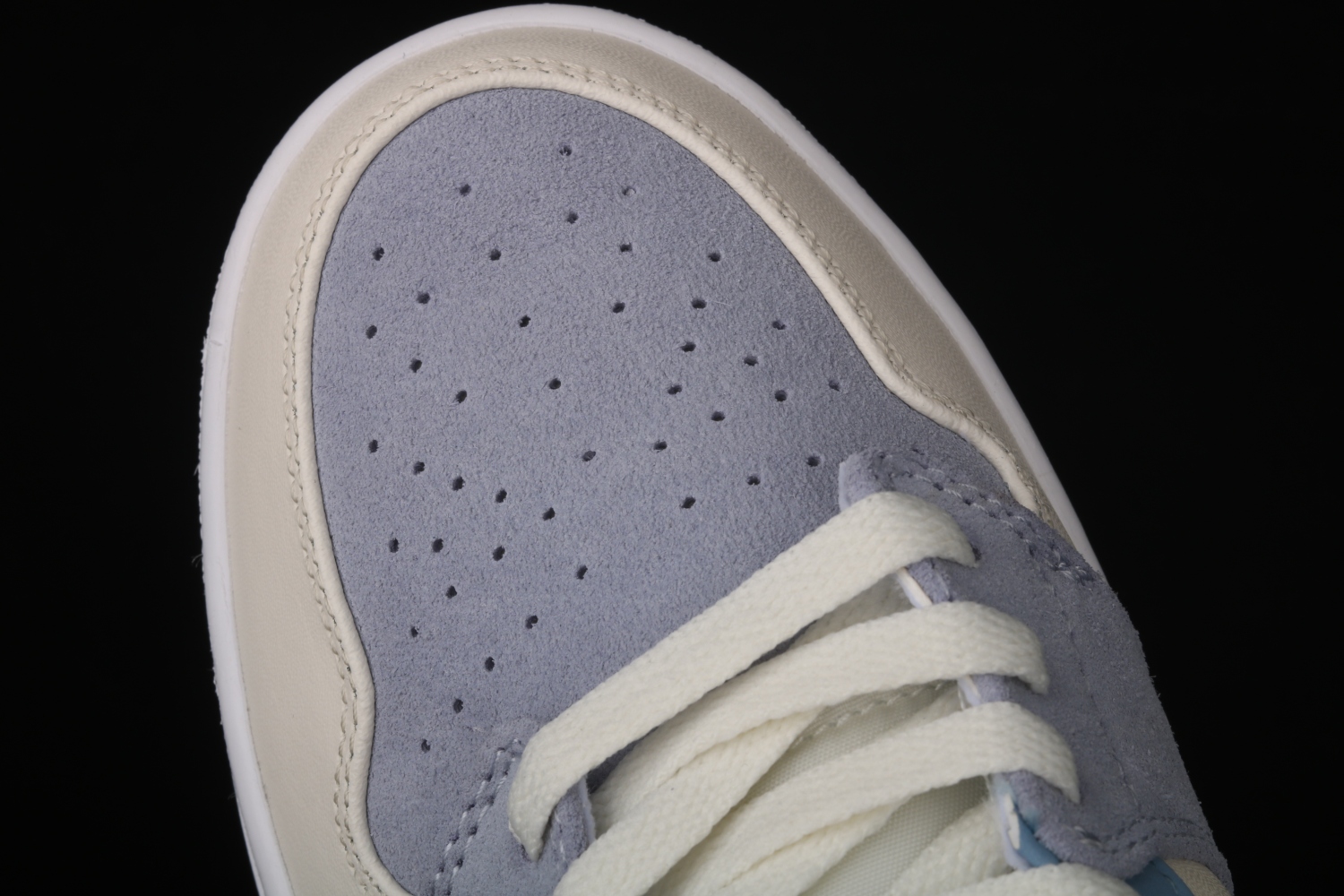 Jordan 1 Mid Mixed Textures Blue  DA4666-100