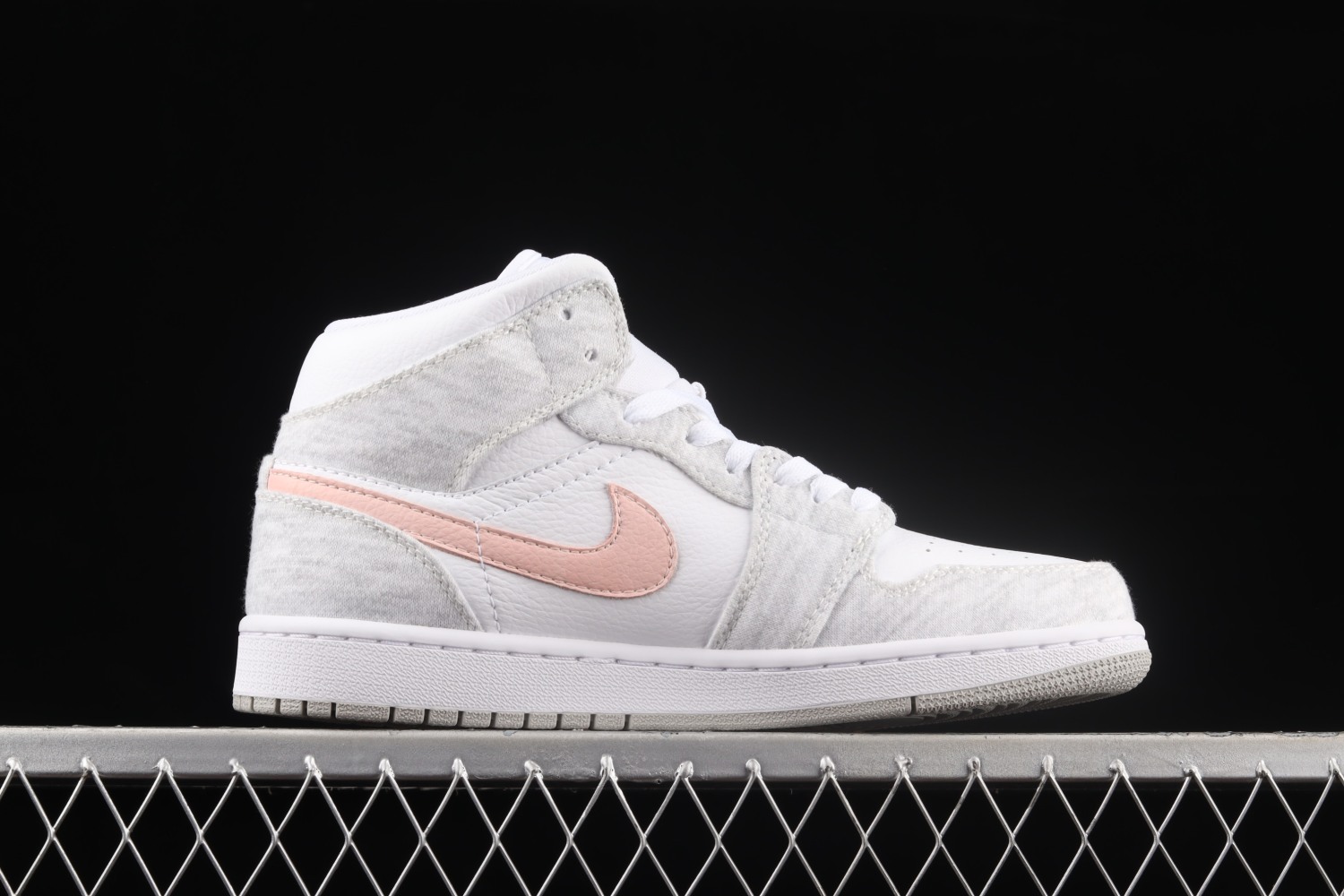 Jordan 1 Mid SE Light Iron Ore (W) DN4045-001