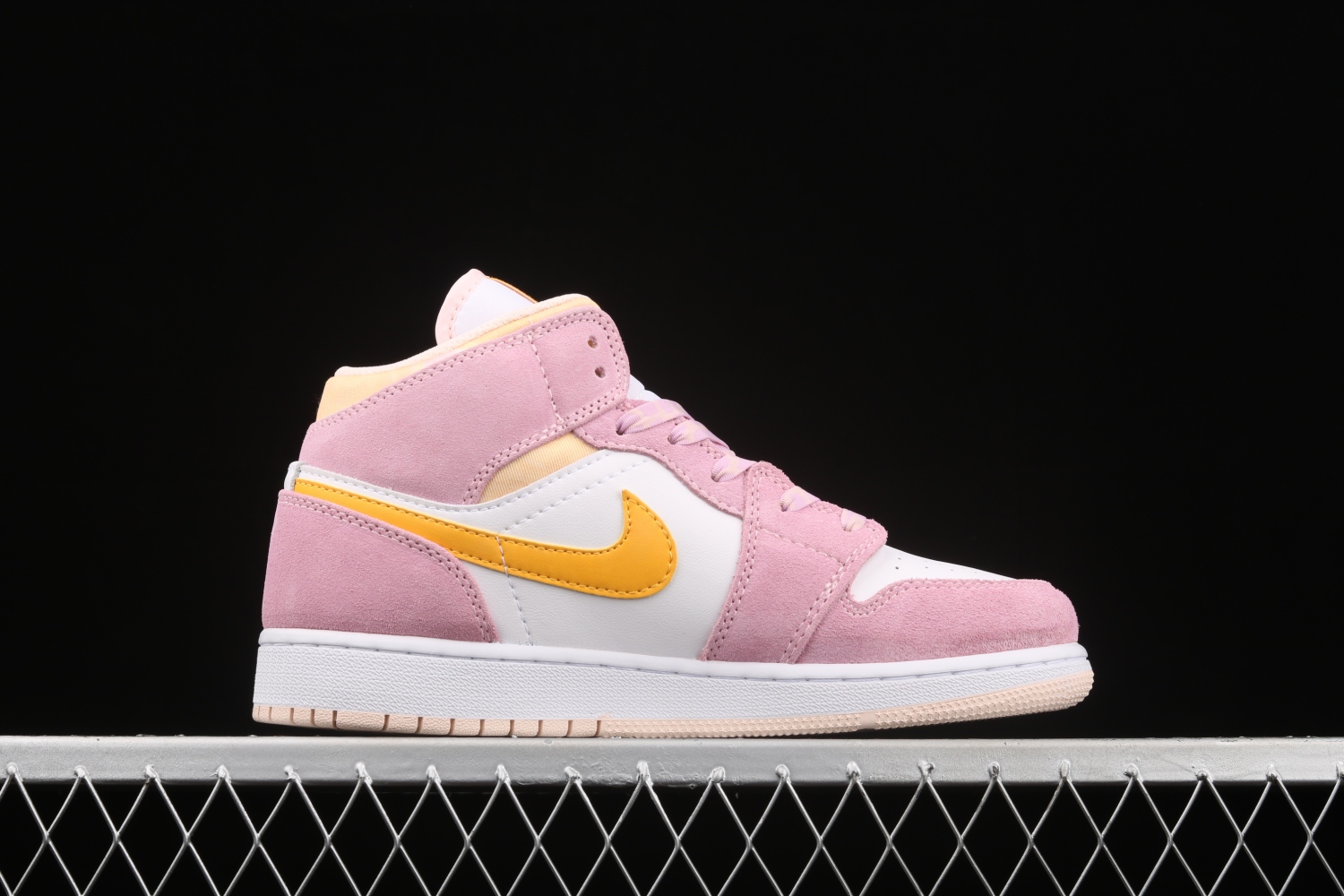Jordan 1 Mid SE Arctic Pink (GS) DC9517-600