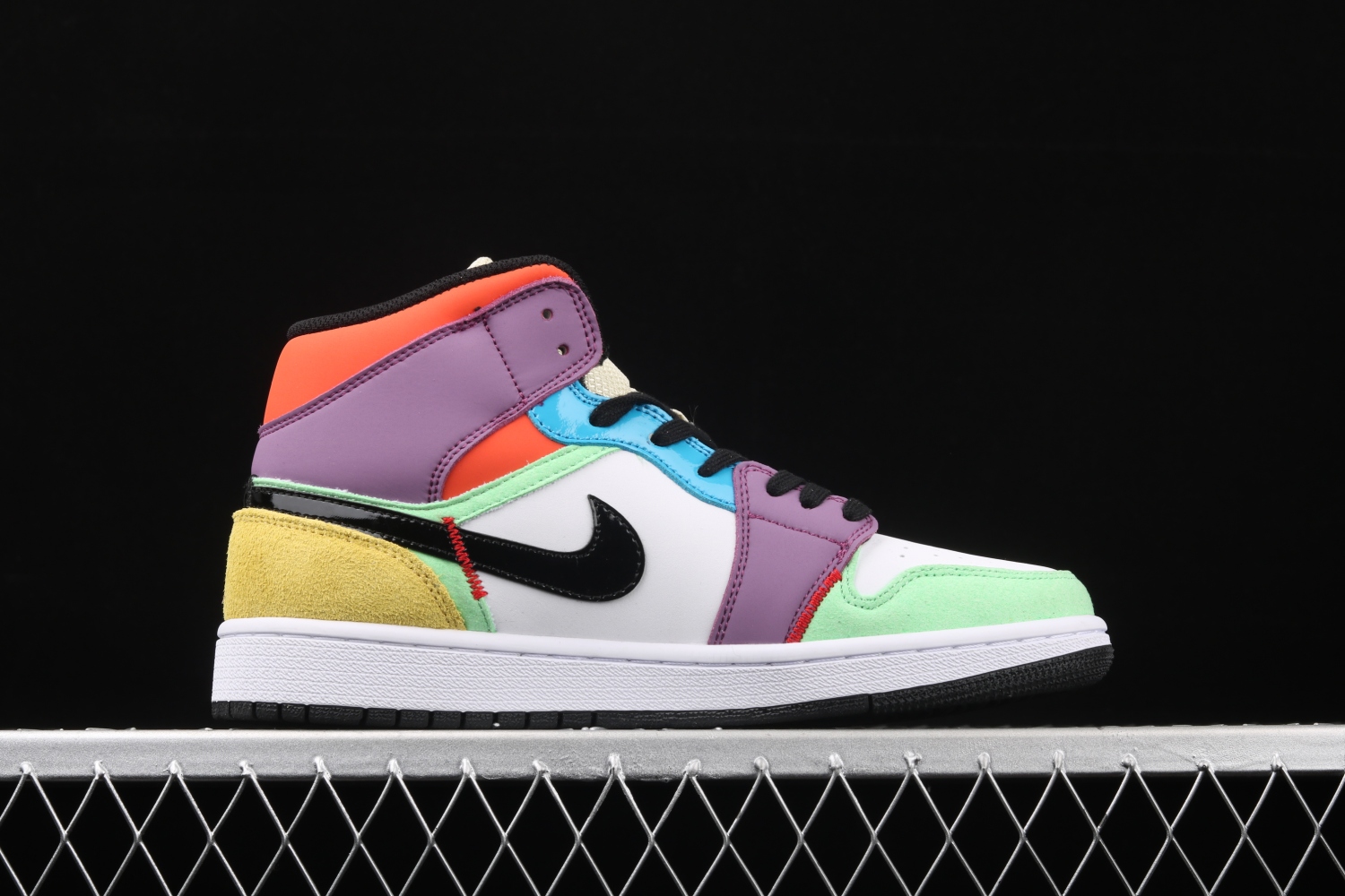 Jordan 1 Mid SE Multi-Color (W) CW1140-100