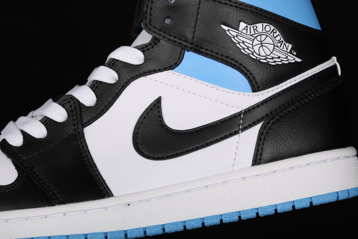 Jordan 1 Mid University Black White (W) BQ6472-102