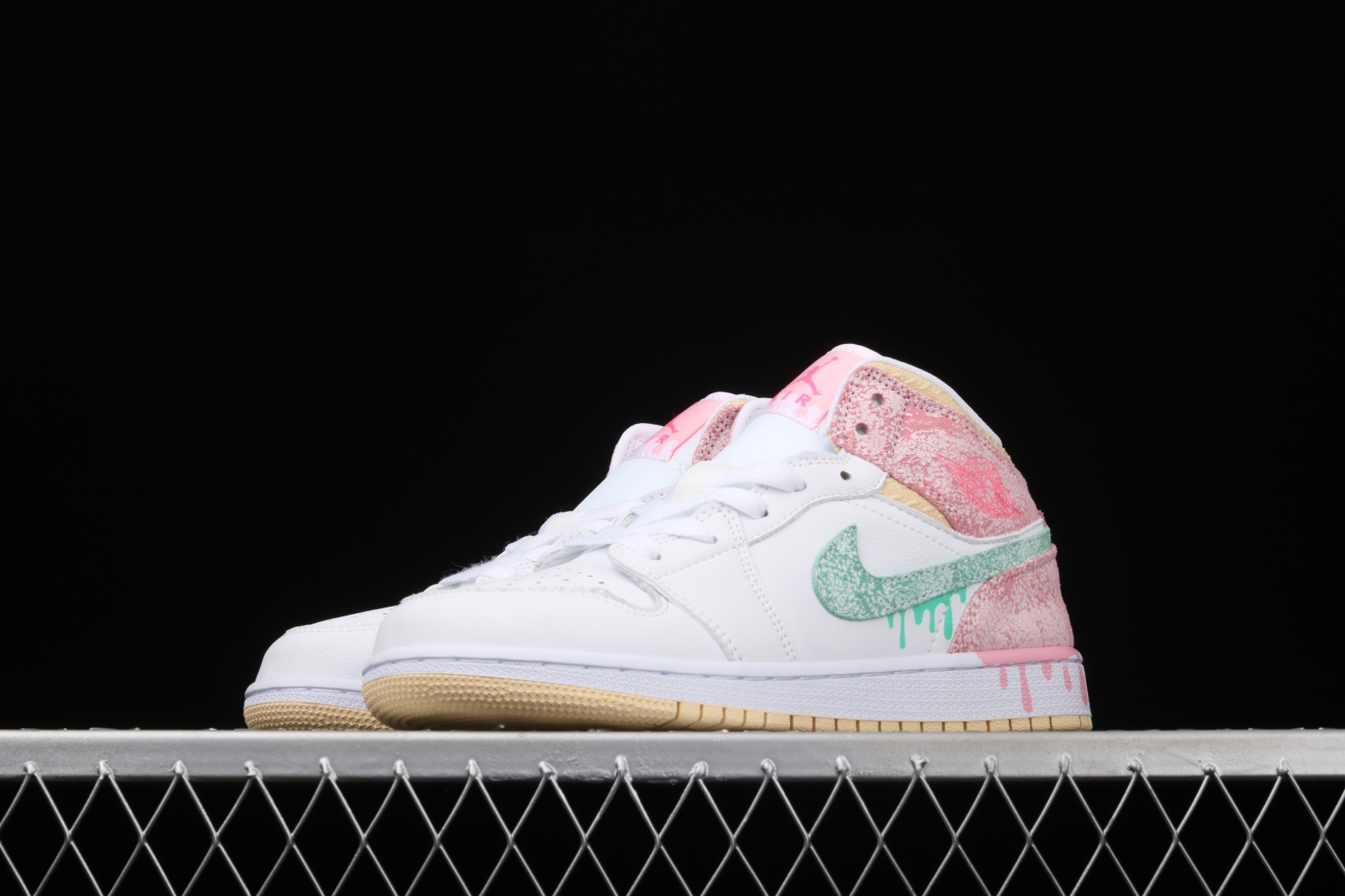 Jordan 1 Mid Paint Drip (GS) DD1666-100