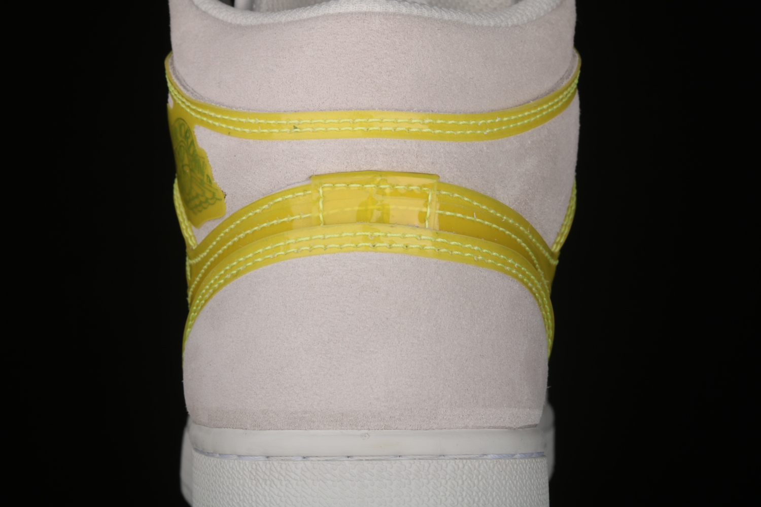 Jordan 1 Mid Opti Yellow (W) DA5552-107