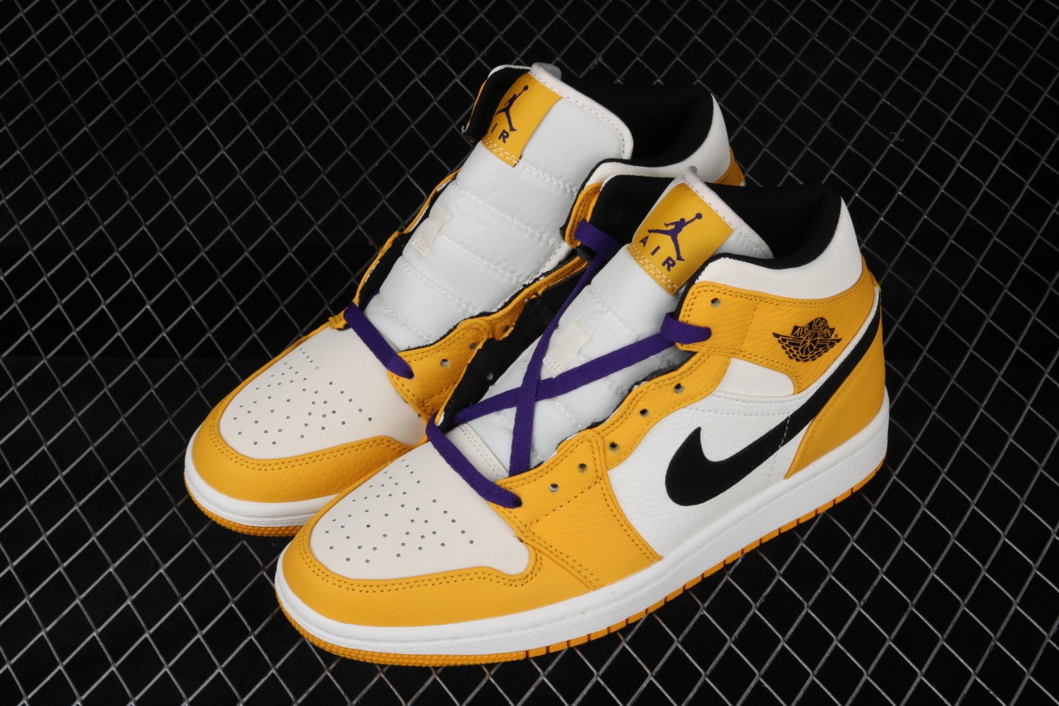 Jordan 1 Mid SE Lakers 852542-700
