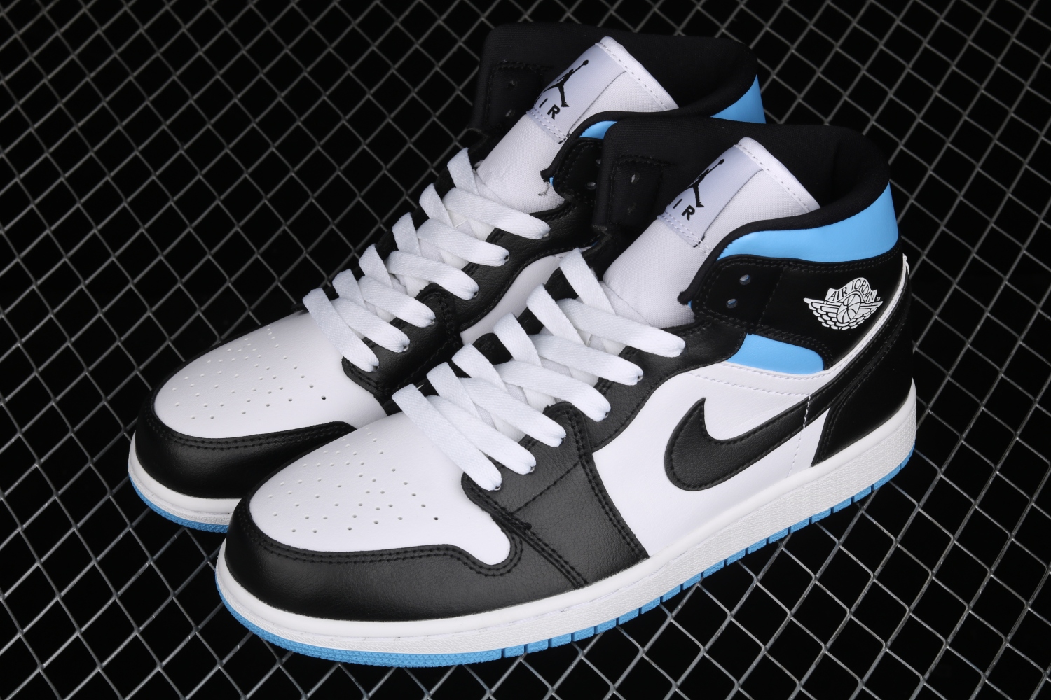 Jordan 1 Mid University Black White (W) BQ6472-102
