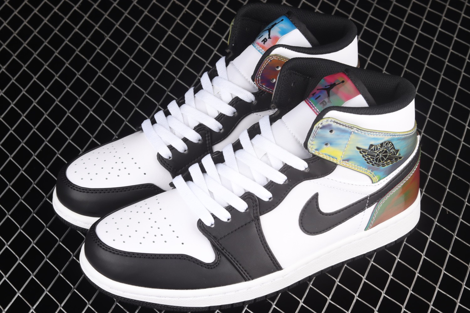Jordan 1 Mid SE Heat Reactive (PS) DM7802-100