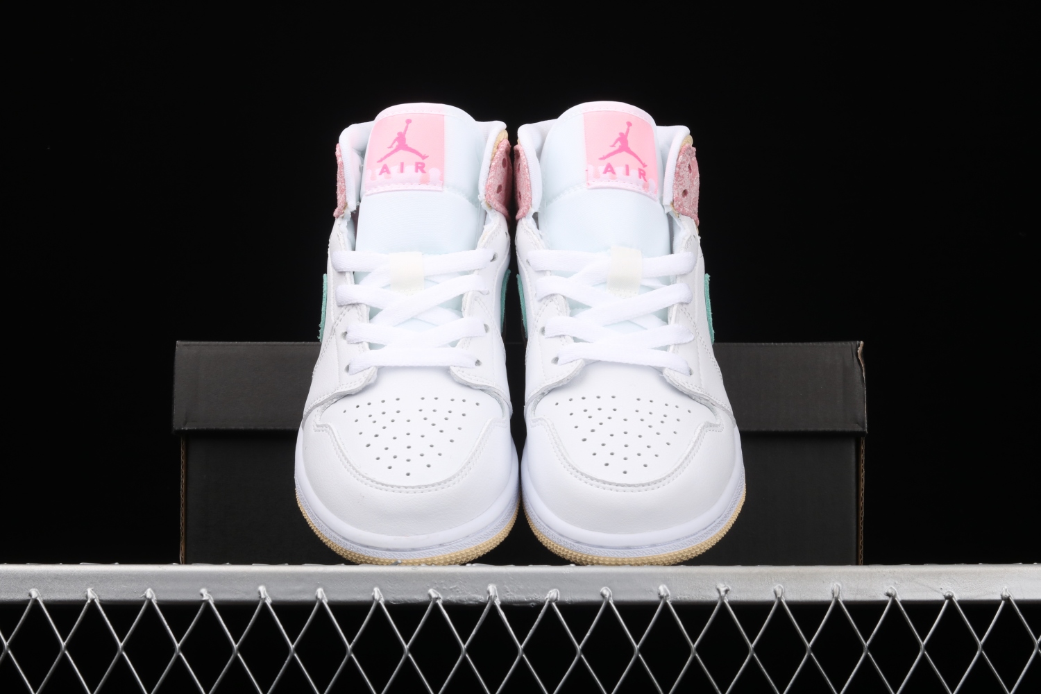 Jordan 1 Mid Paint Drip (GS) DD1666-100
