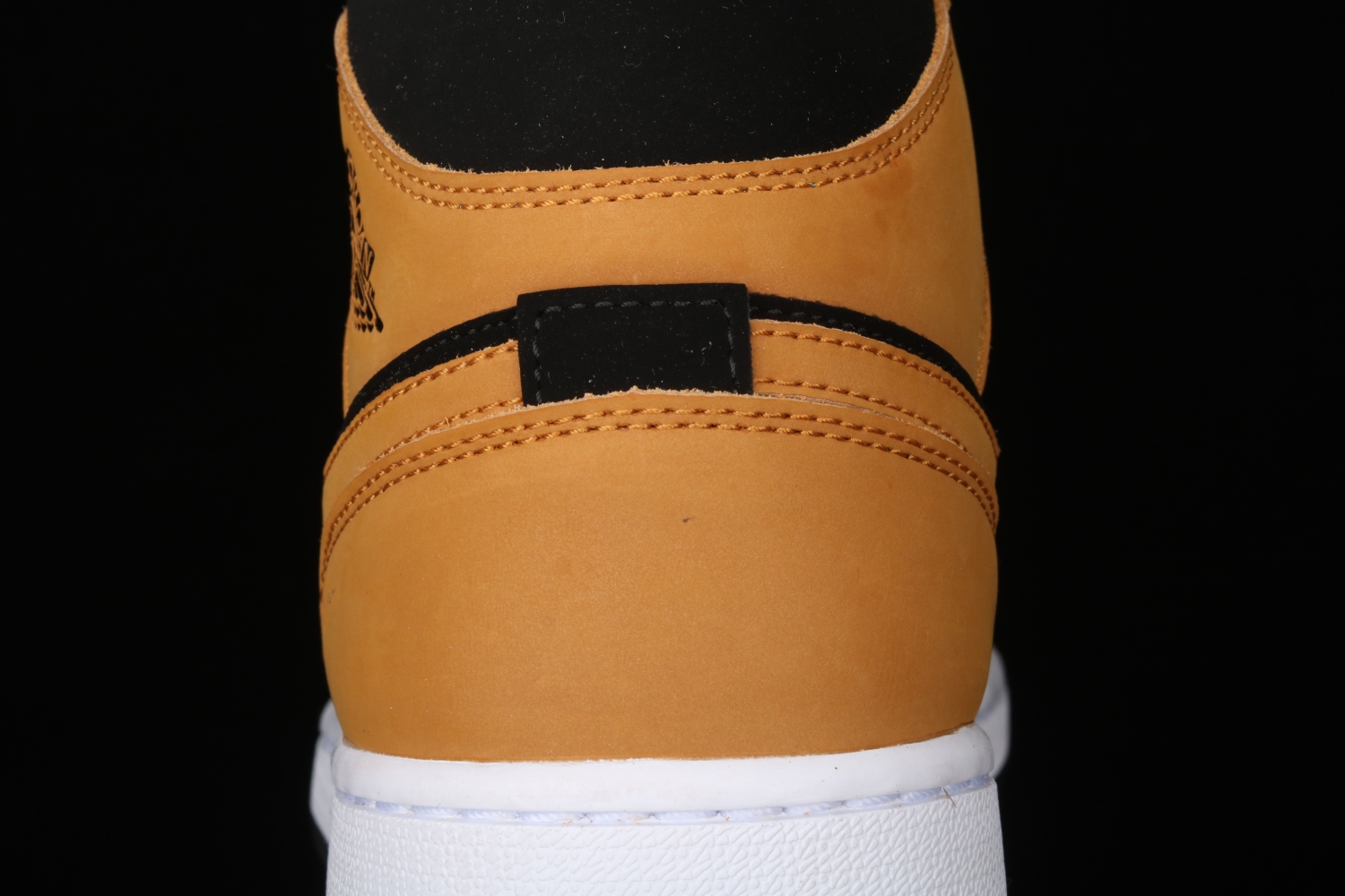 Jordan 1 Mid Desert Ochre (W) DB5453-700