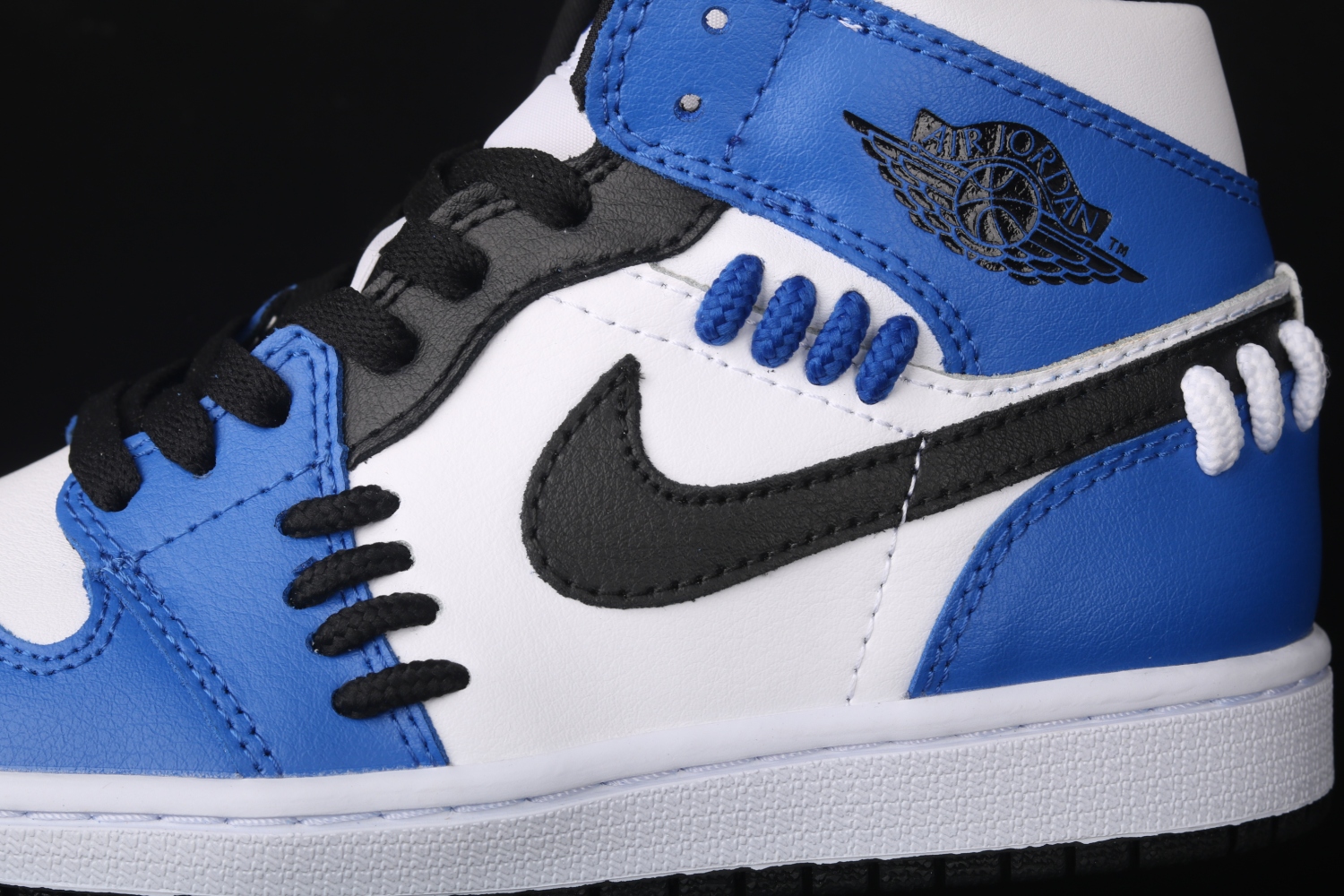 Jordan 1 Mid Sisterhood (W) CV0152-401