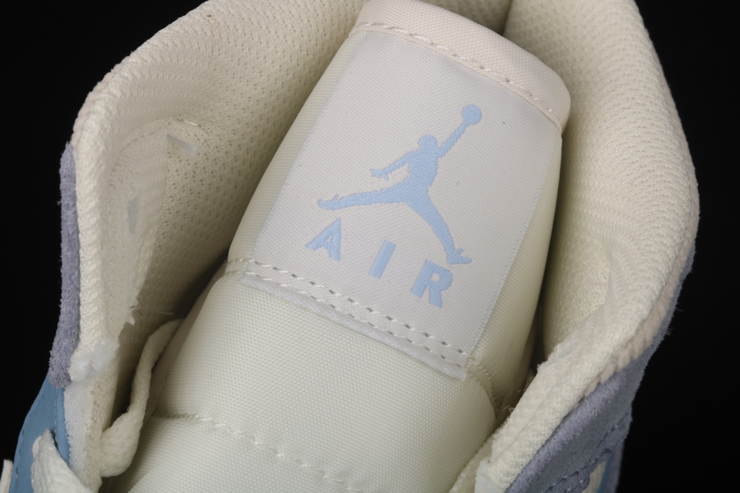 Jordan 1 Mid Mixed Textures Blue  DA4666-100