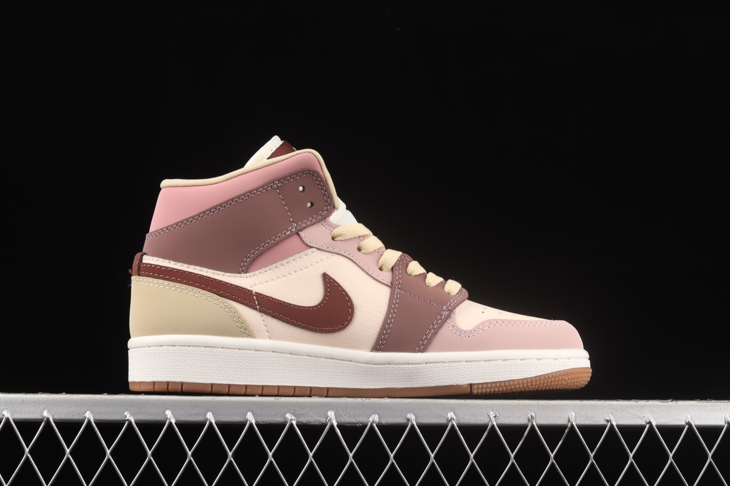 Jordan 1 Mid SE Dark Pony Smoky Mauve (W) DO7440-821