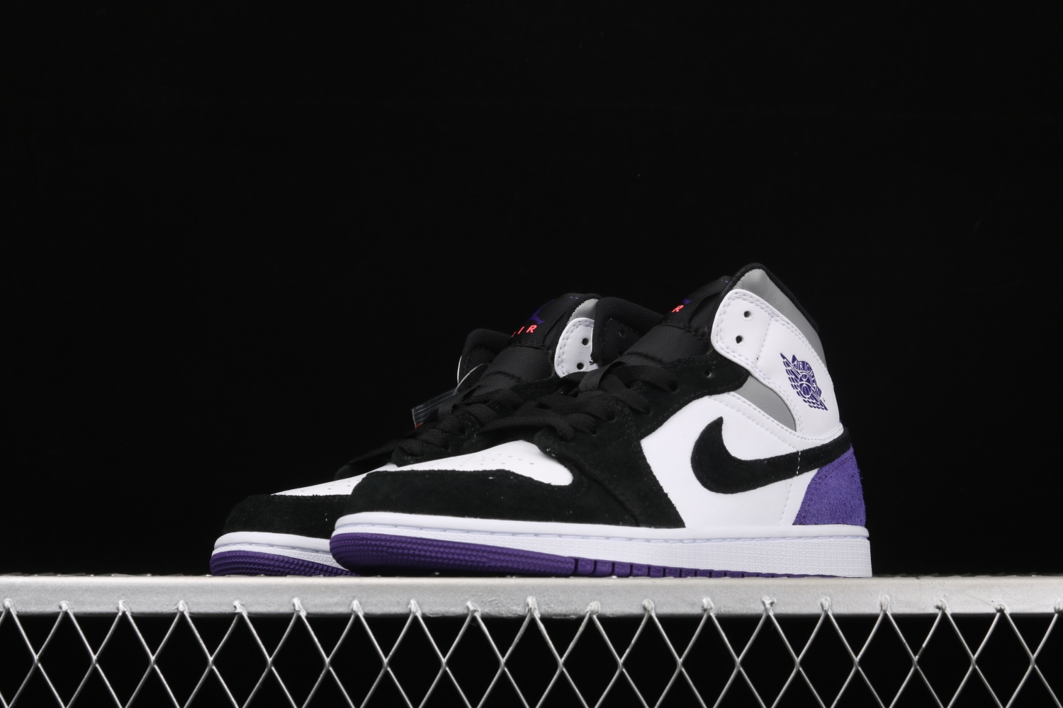 Jordan 1 Mid SE Purple 852542-105