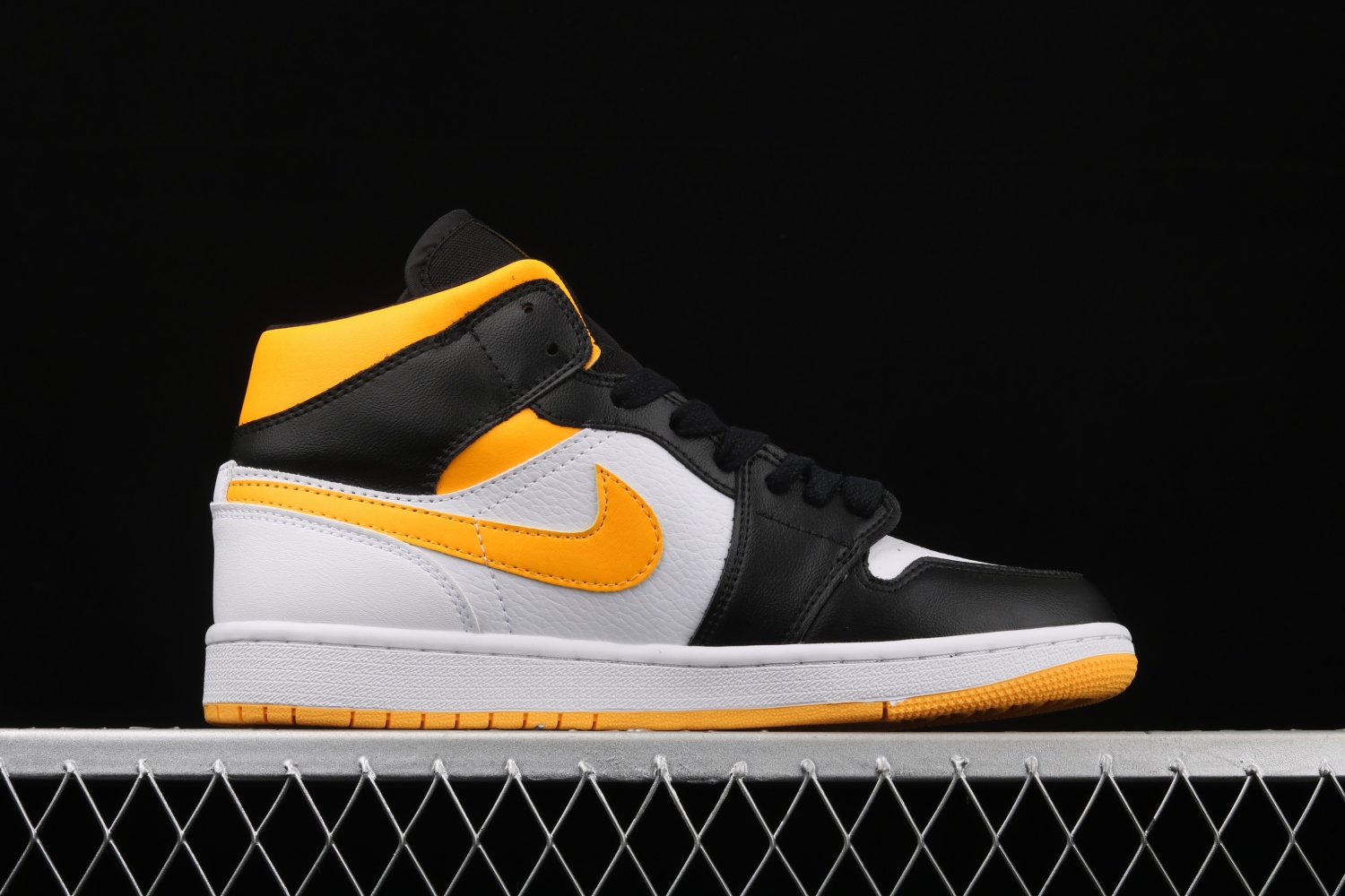 Jordan 1 Mid Laser Orange Black (W) CV5276-107