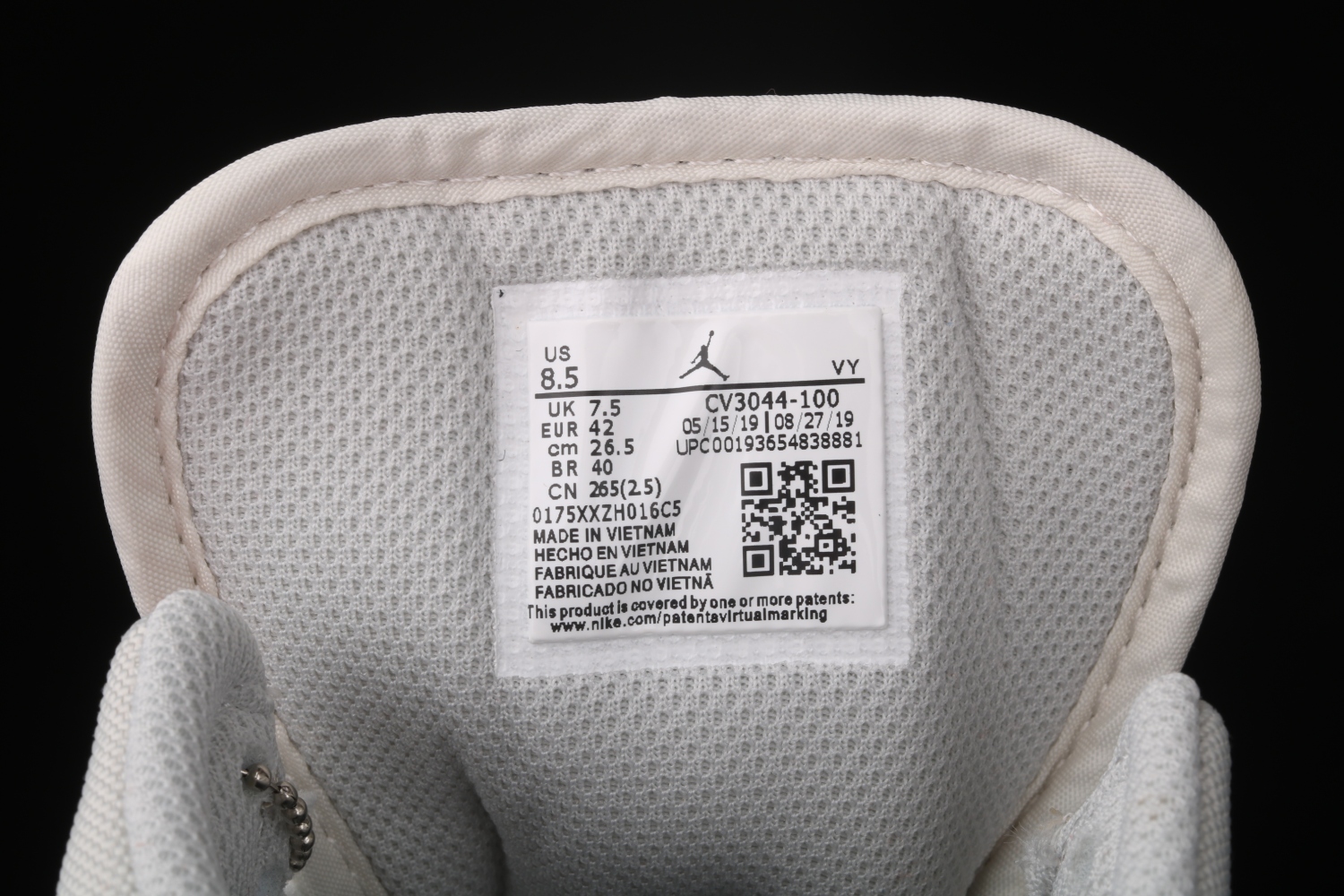 Jordan 1 Mid Milan CV3044-100