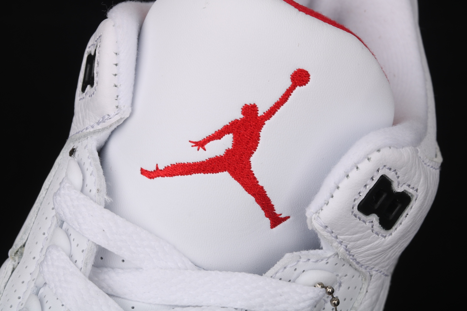 Jordan 3 Retro Free Throw Line White Cement 923096-101