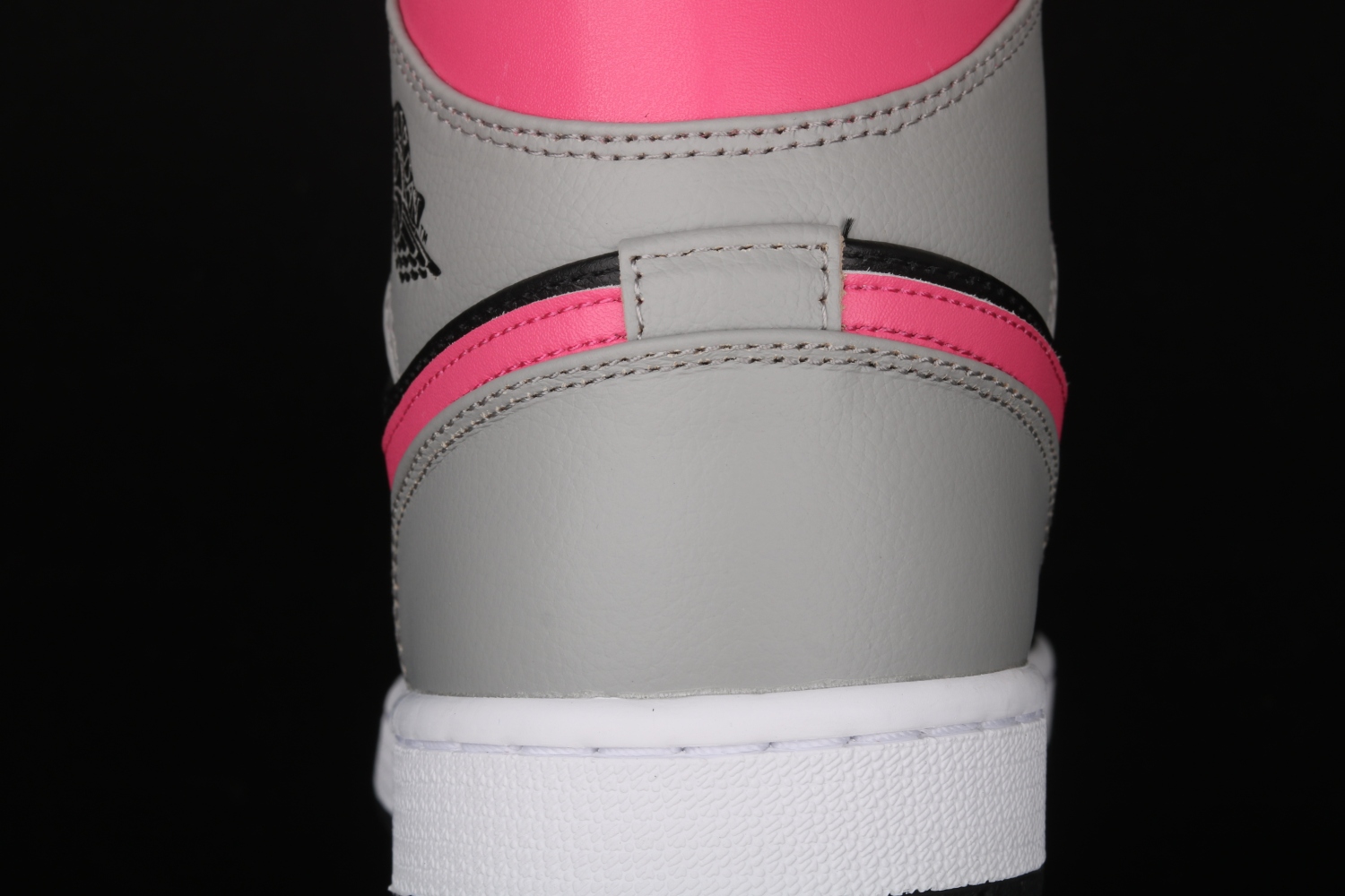 Jordan 1 Mid Pink Shadow 555724-059