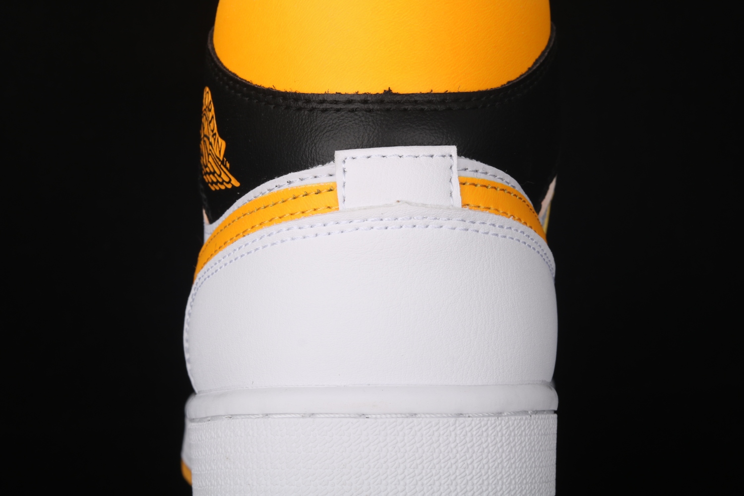 Jordan 1 Mid Laser Orange Black (W) CV5276-107