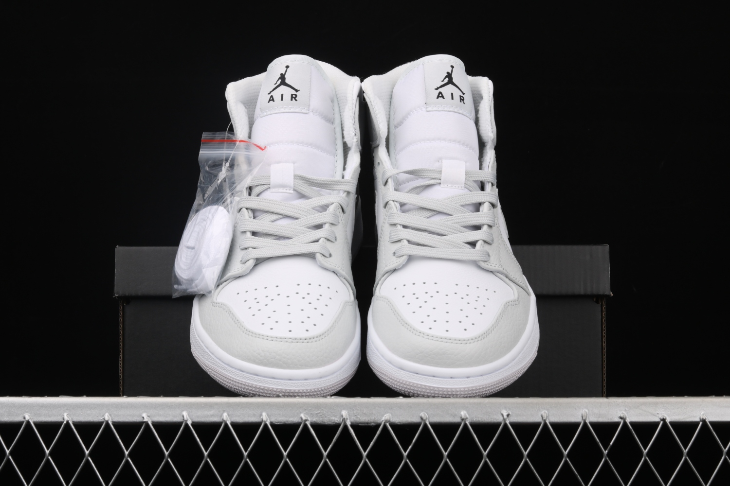 Jordan 1 Mid Grey Camo DC9035-100