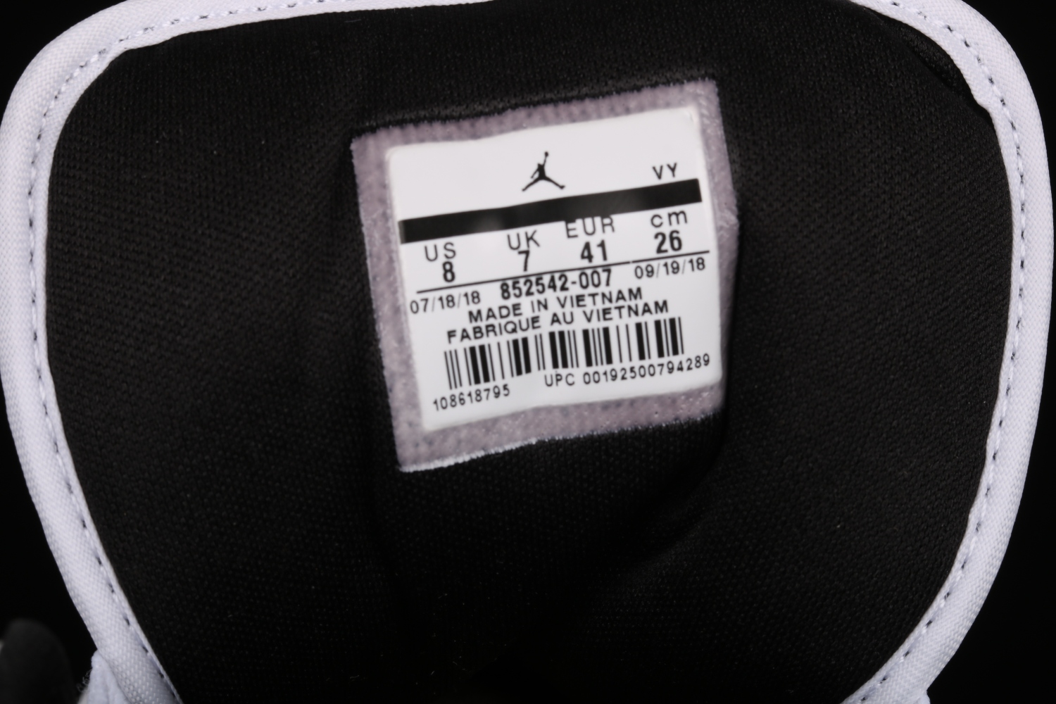 Jordan 1 MidPatent Black White Gold 852542-007