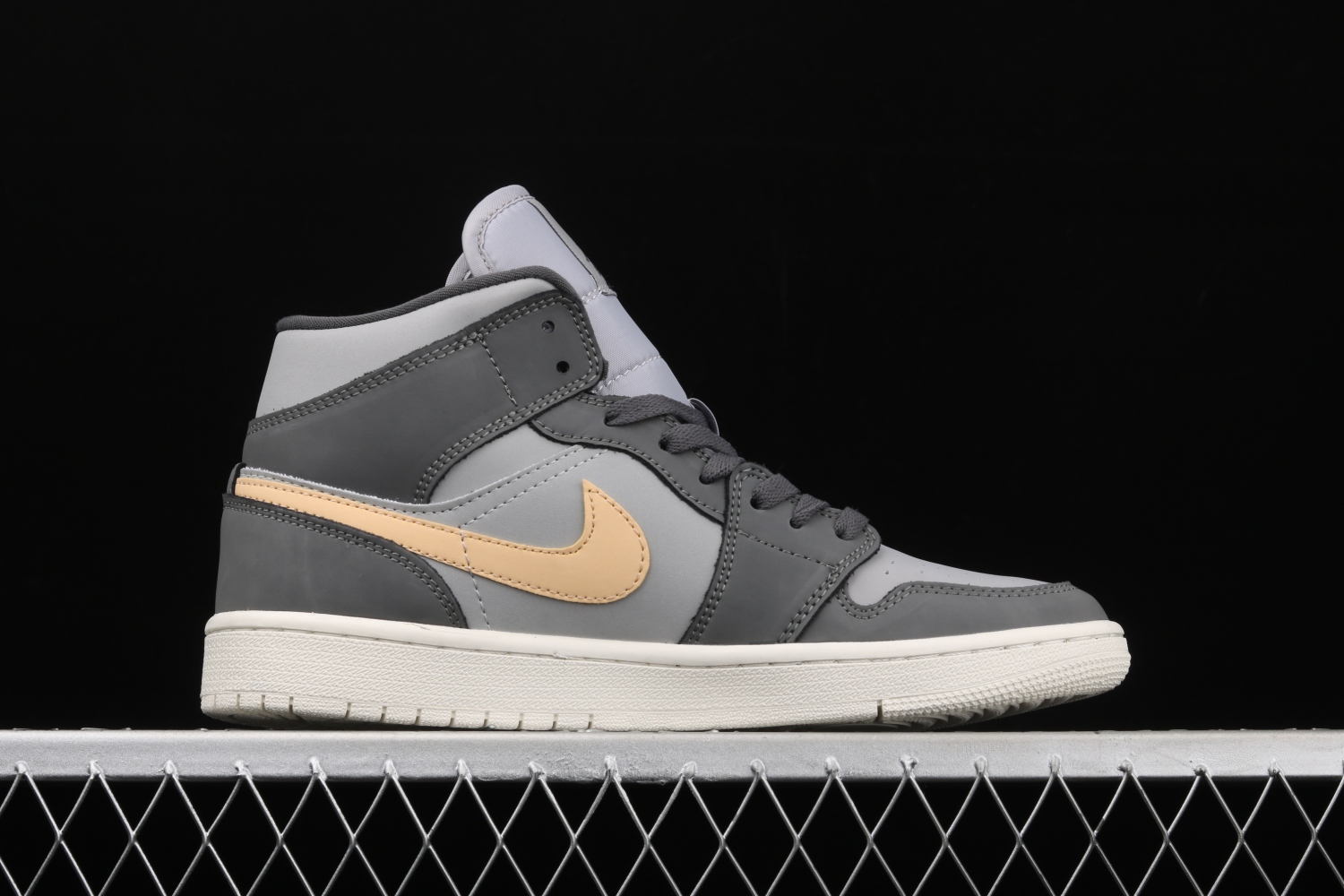 Jordan 1 Mid Grey Onyx (W) BQ6472-020