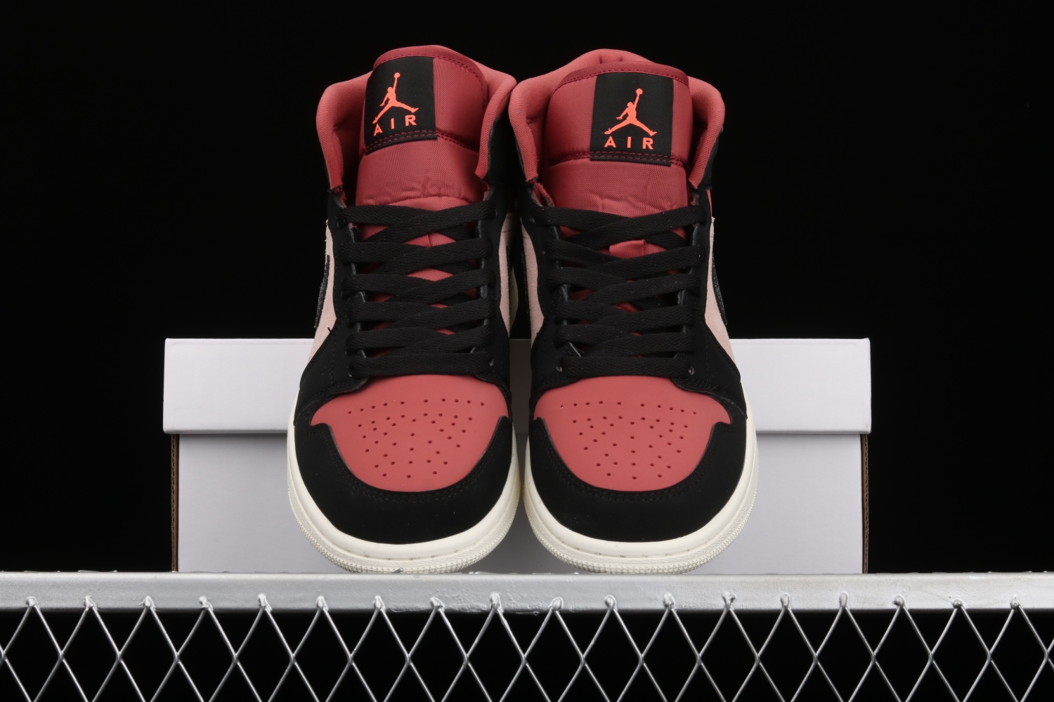 Jordan 1 Mid Canyon Rust (W) BQ6472-202