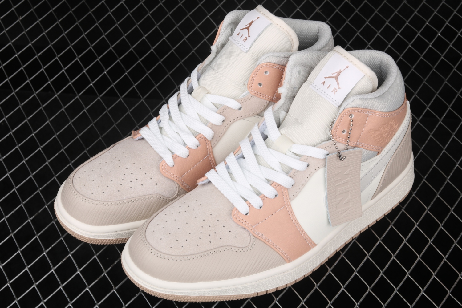 Jordan 1 Mid Milan CV3044-100