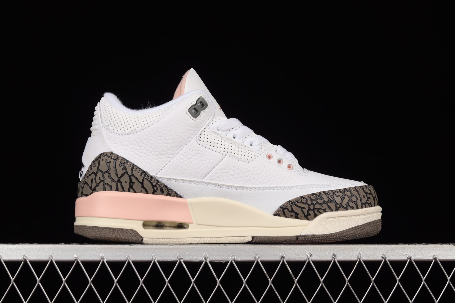 Jordan 3 Retro Neapolitan Dark Mocha (W) CK9246-102